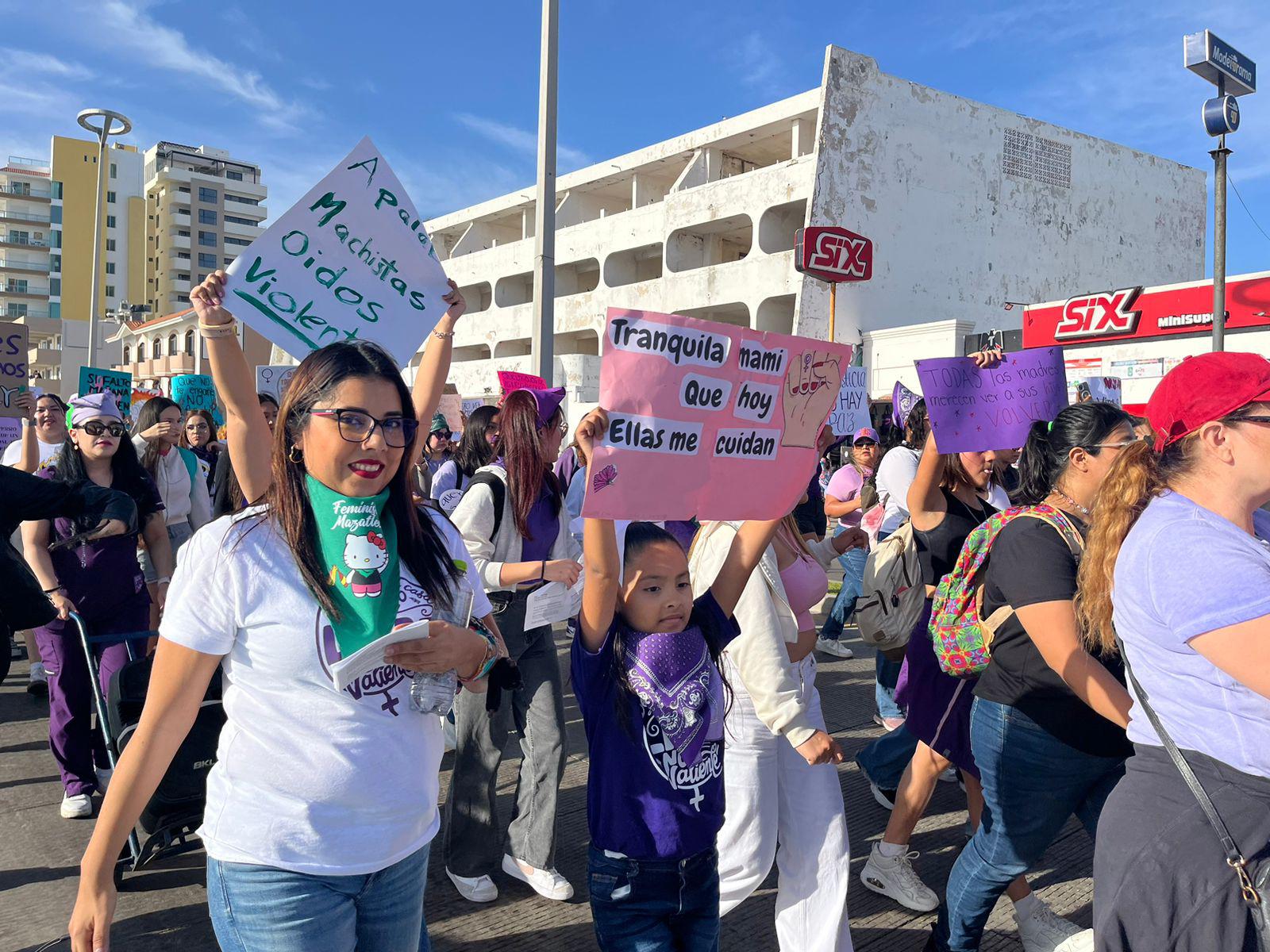 $!En Mazatlán, exigen justicia por las mujeres que ya no están