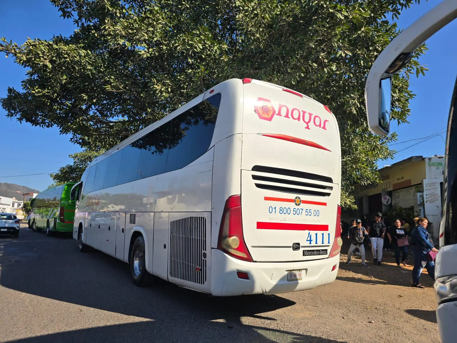 $!Viajeros se quedan varados en Rosario tras enfrentamientos y bloqueos en Escuinapa