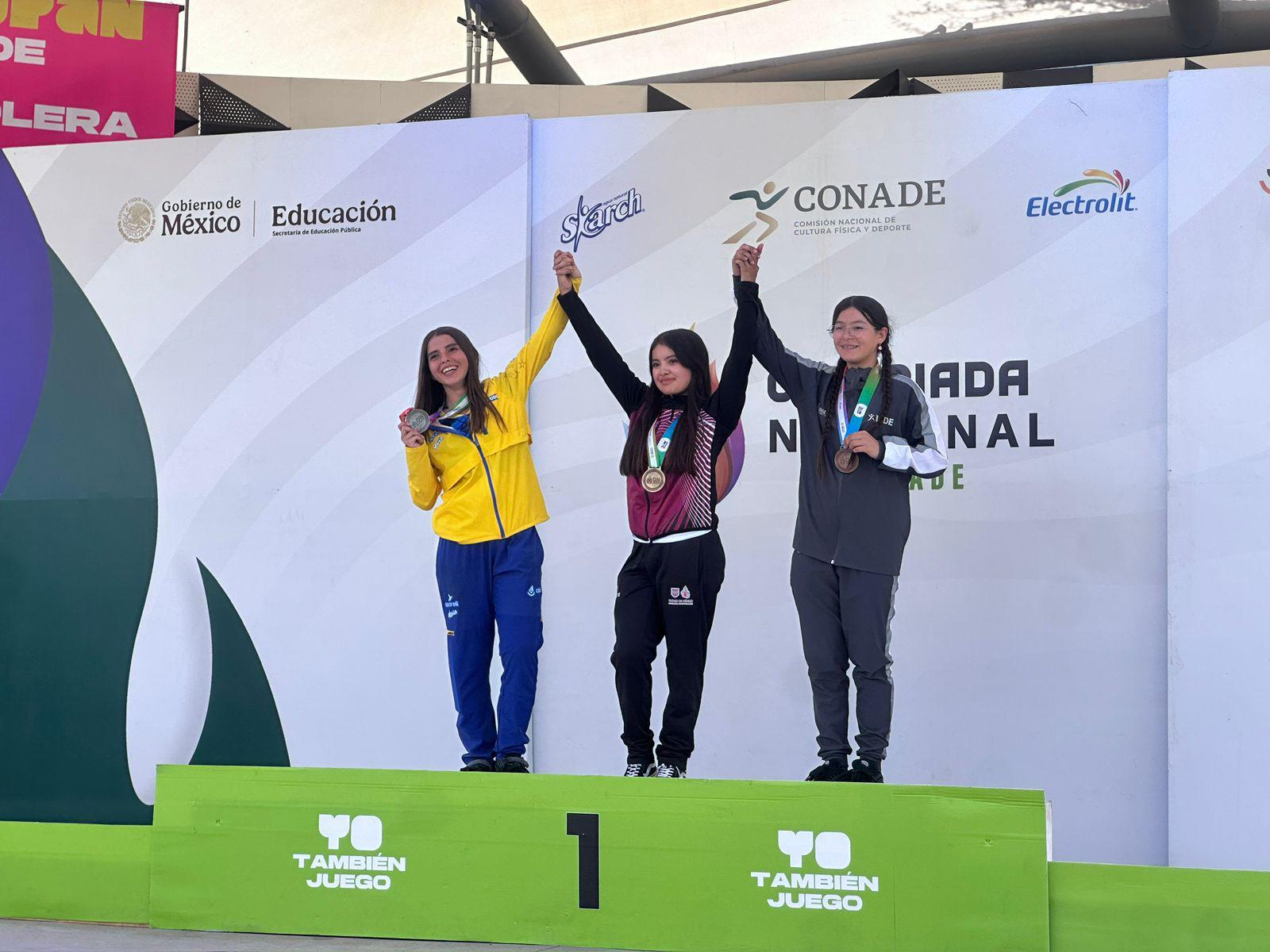 $!Mazatlecas se cuelgan medallas en el skateboarding de la Olimpiada Nacional