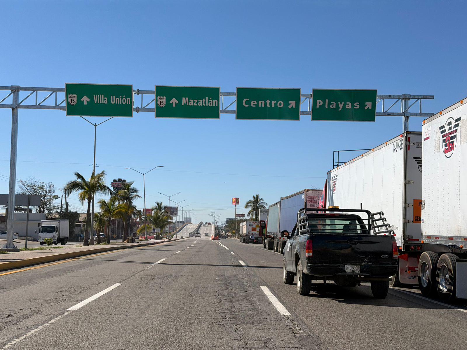$!Nuevo puente vehicular al norte de Mazatlán permite el desahogo vehicular