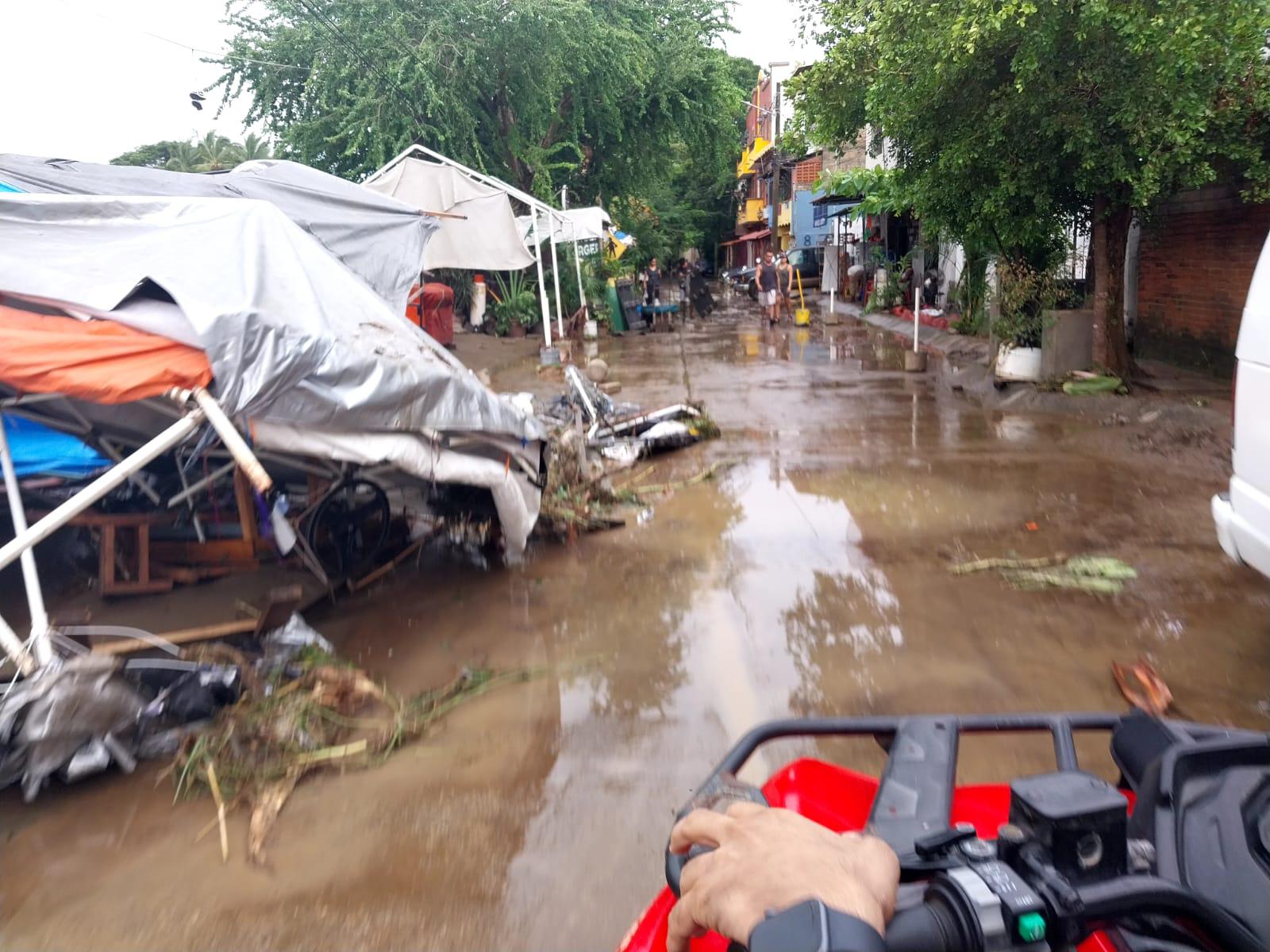 $!Sube a tres los muertos en Nayarit por el paso del huracán Roslyn; además de cuantiosos daños