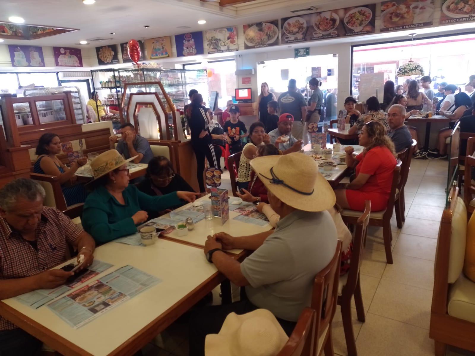 $!Registran restaurantes de Mazatlán ventas arriba del 90%