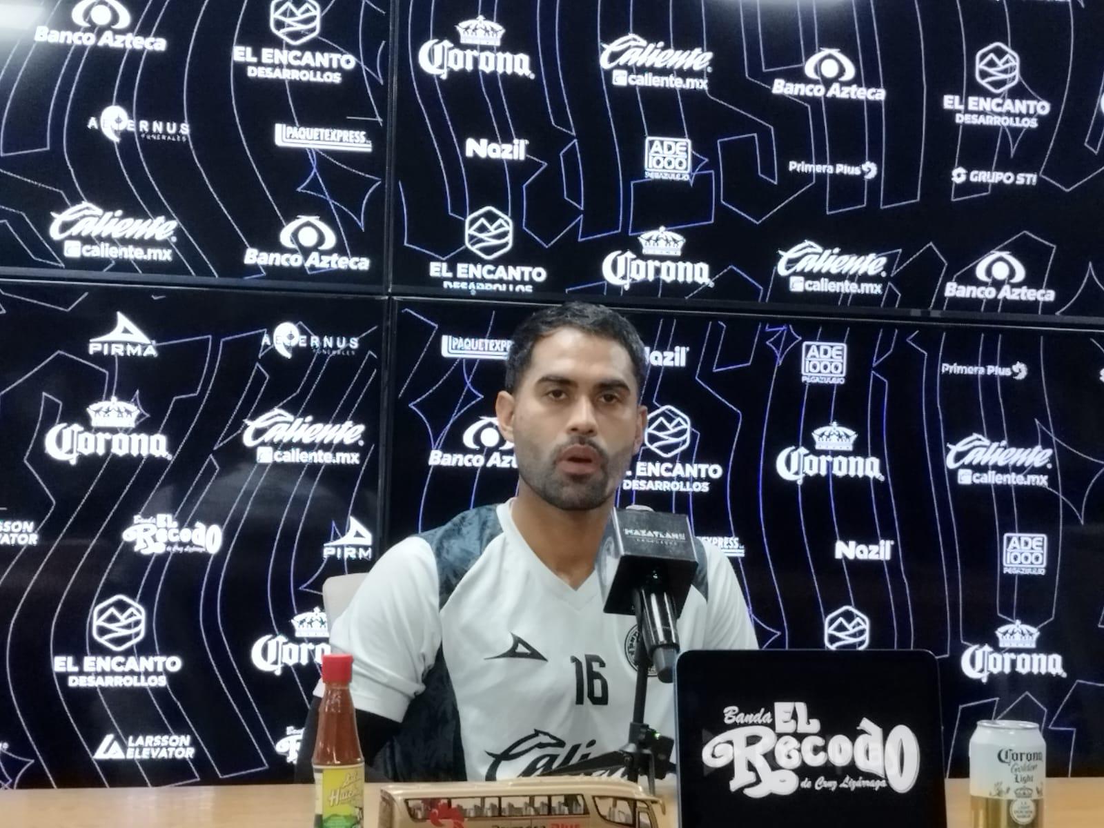 $!Estamos enfocados en nosotros y no cómo venga Cruz Azul: Joaquín Esquivel