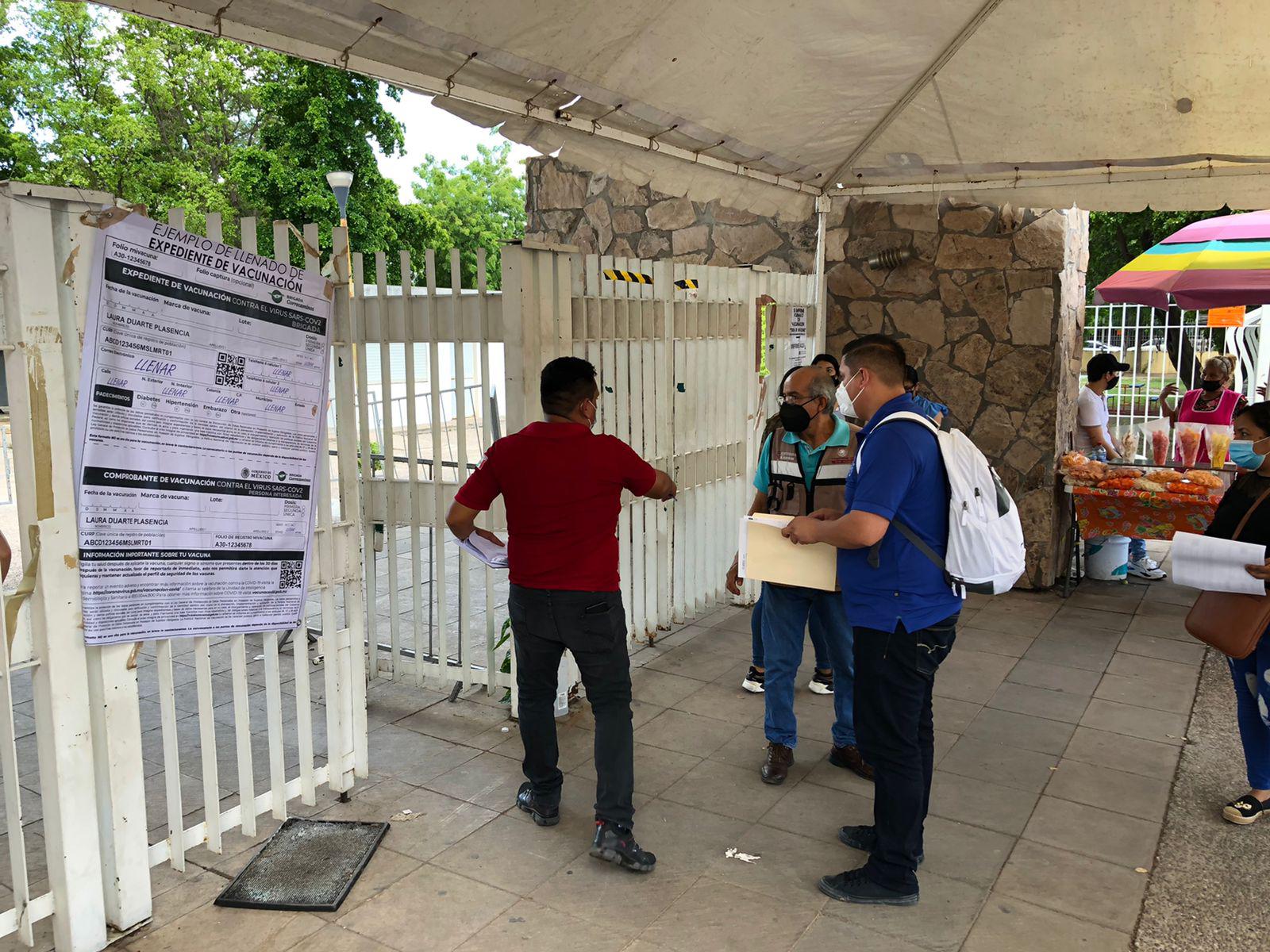 $!Continúa vacunación contra el Covid-19 a población de 30 a 39 años en Culiacán