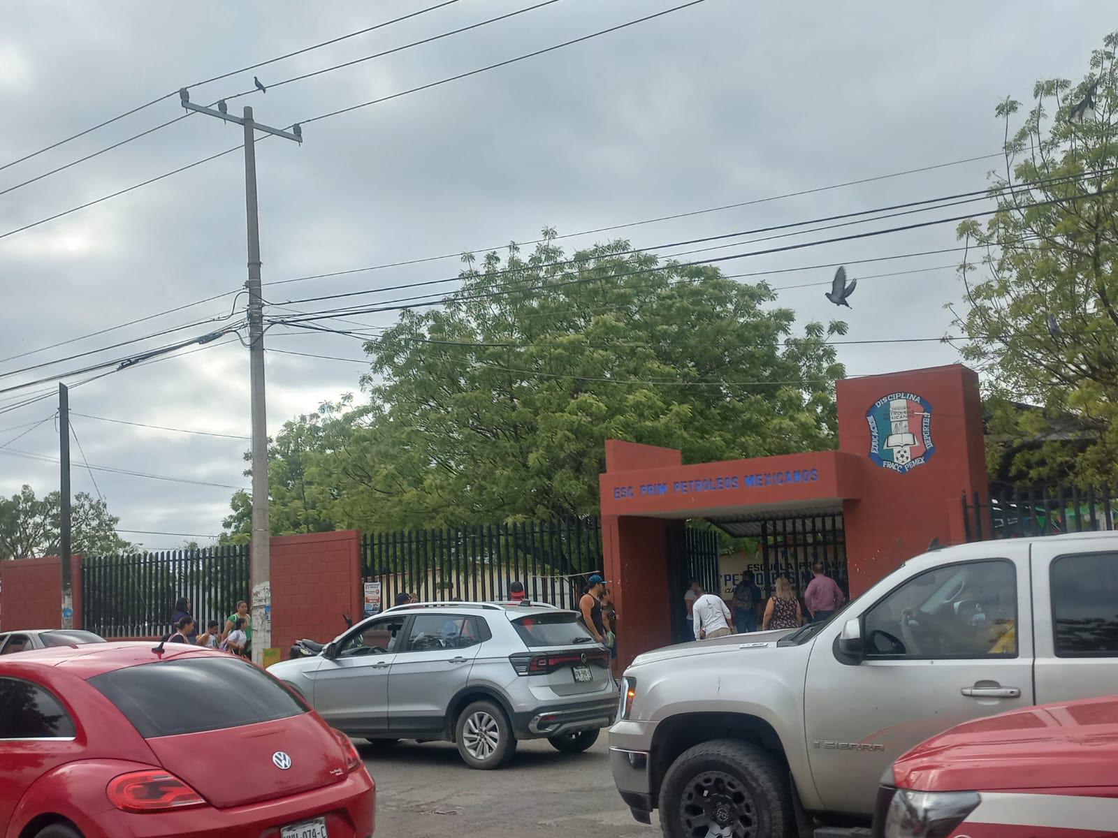 $!Continúa cruce escolar en la avenida Múnich sin reductores de velocidad ni señalética