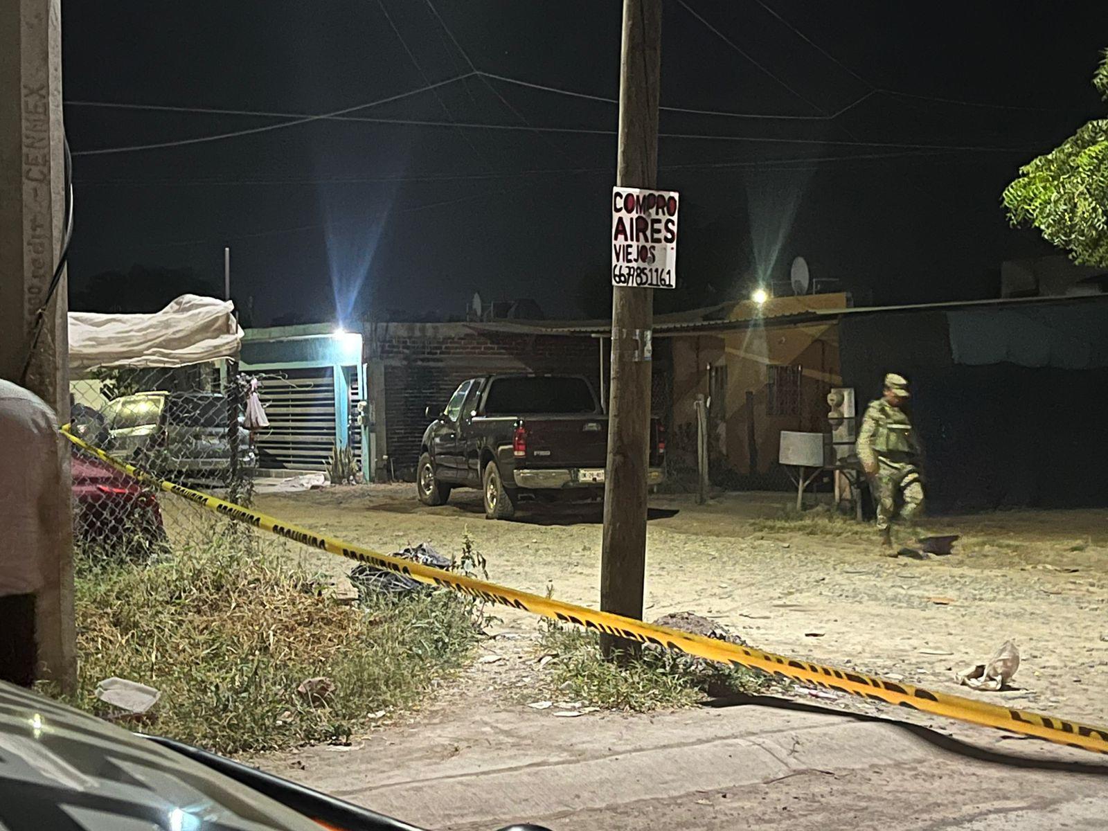 $!Joven es privado de la vida a tiros afuera de su casa en Los Mezcales, Culiacán