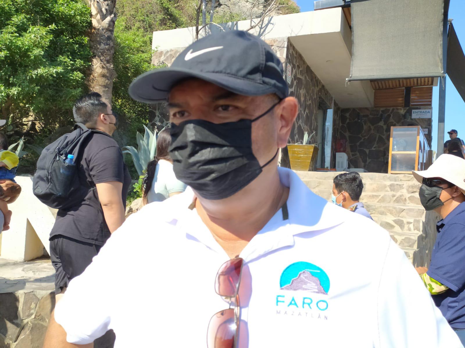 $!Mazatlán atrae a los turistas no solo por sus playas o malecón, sino también por atractivos naturales como el faro