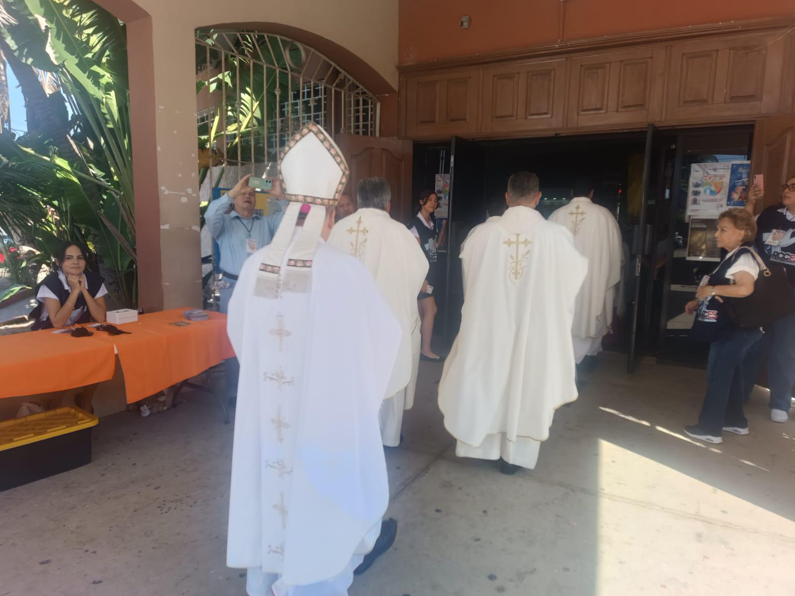 $!En Congreso Diocesano de Mazatlán, el Obispo llama a reflejar la fe en cada dimensión de la vida cotidiana
