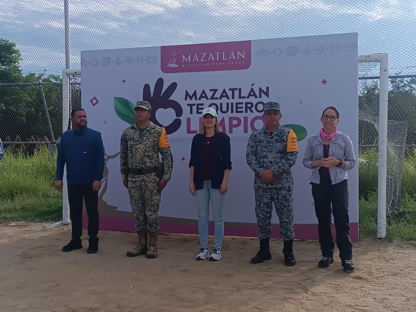$!Octava jornada de limpieza ‘Mazatlán te quiero limpio’ llega con fuerza al estero del Infiernillo