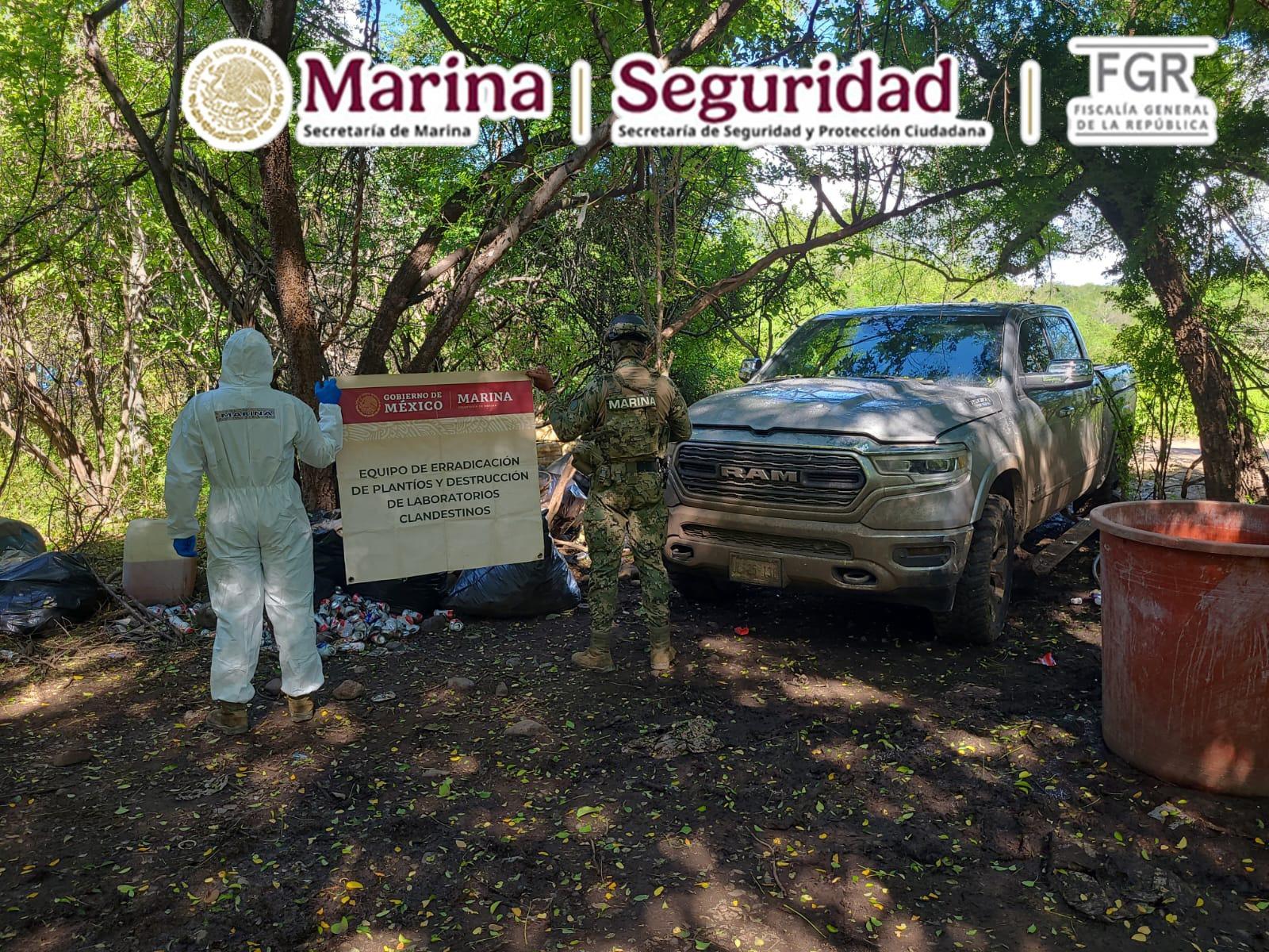$!Marina localiza laboratorio clandestino en Elota; asegura más de 92 kilos de precursores químicos