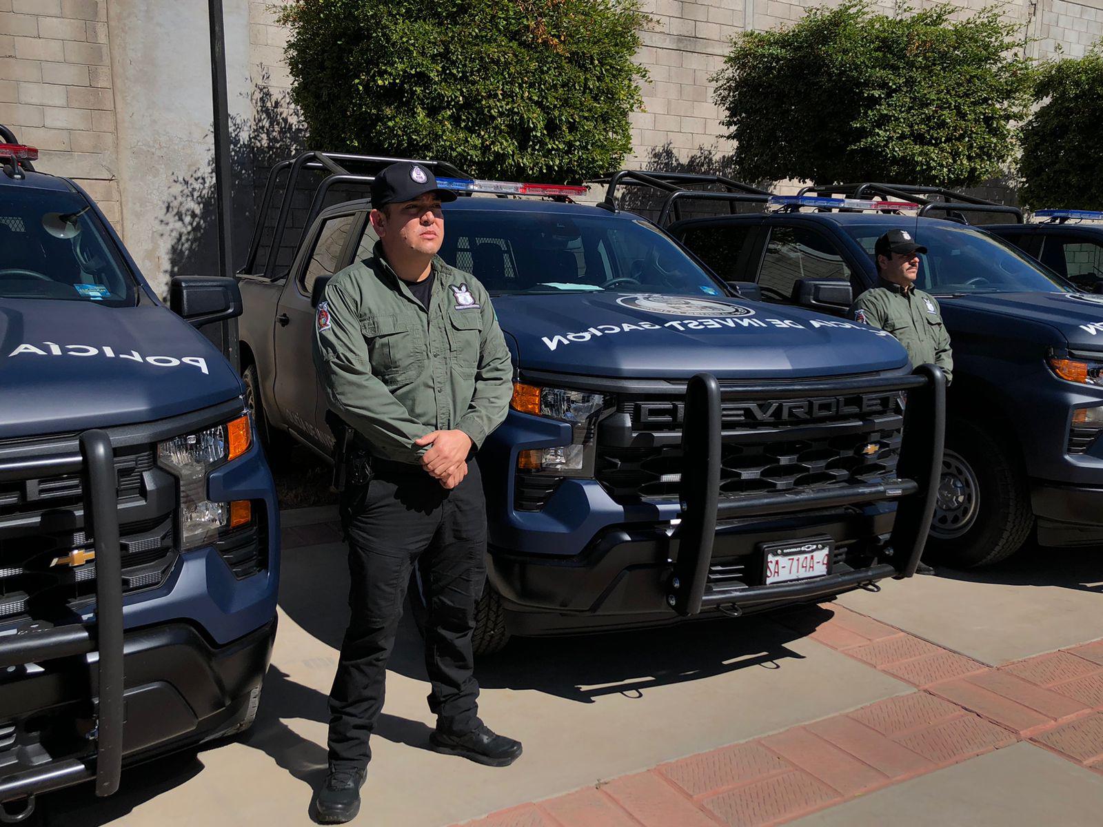 $!Fiscalía de Sinaloa adquiere 25 carros y 10 patrullas para el área de investigación
