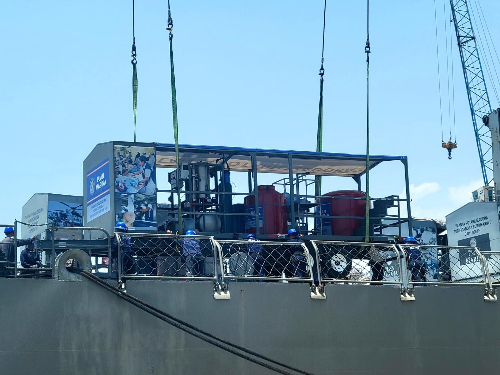 $!Arriban a Venezuela buques de la Armada de México con ayuda humanitaria para apoyar la recuperación de las comunidades afectadas
