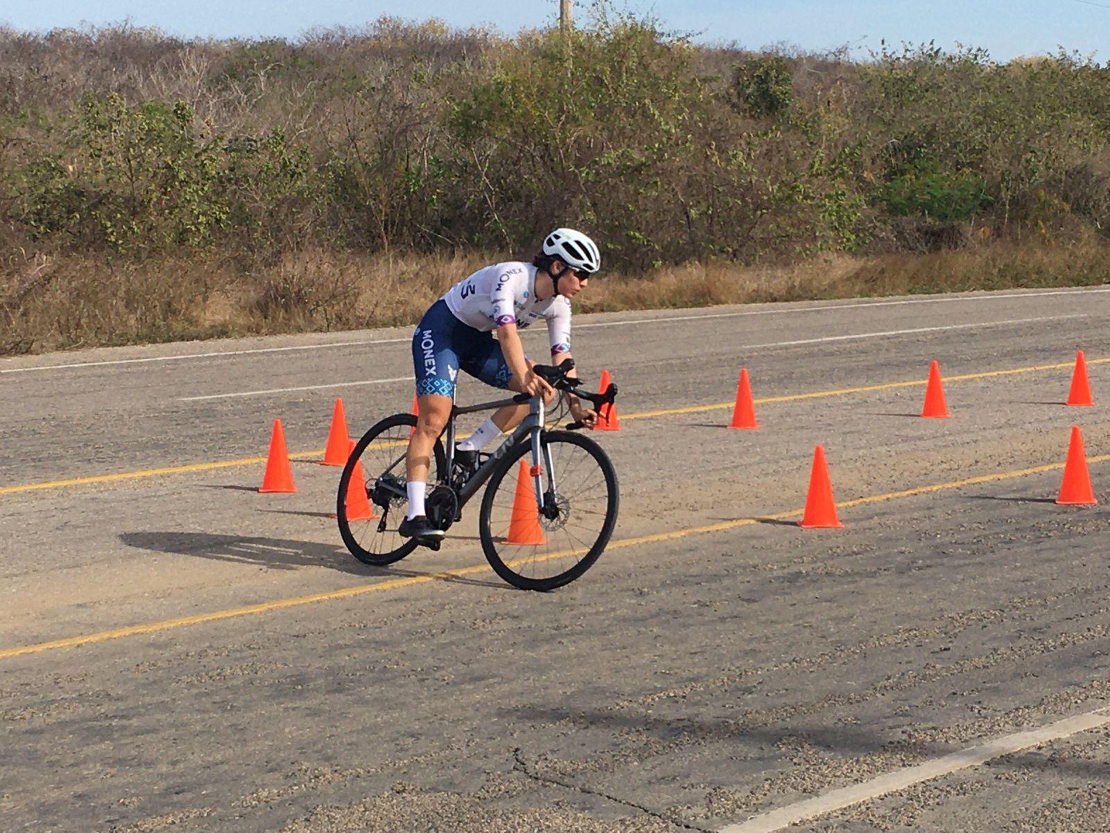 $!Ruvalcaba e Hinojosa se imponen en contrarreloj de Tour Venados