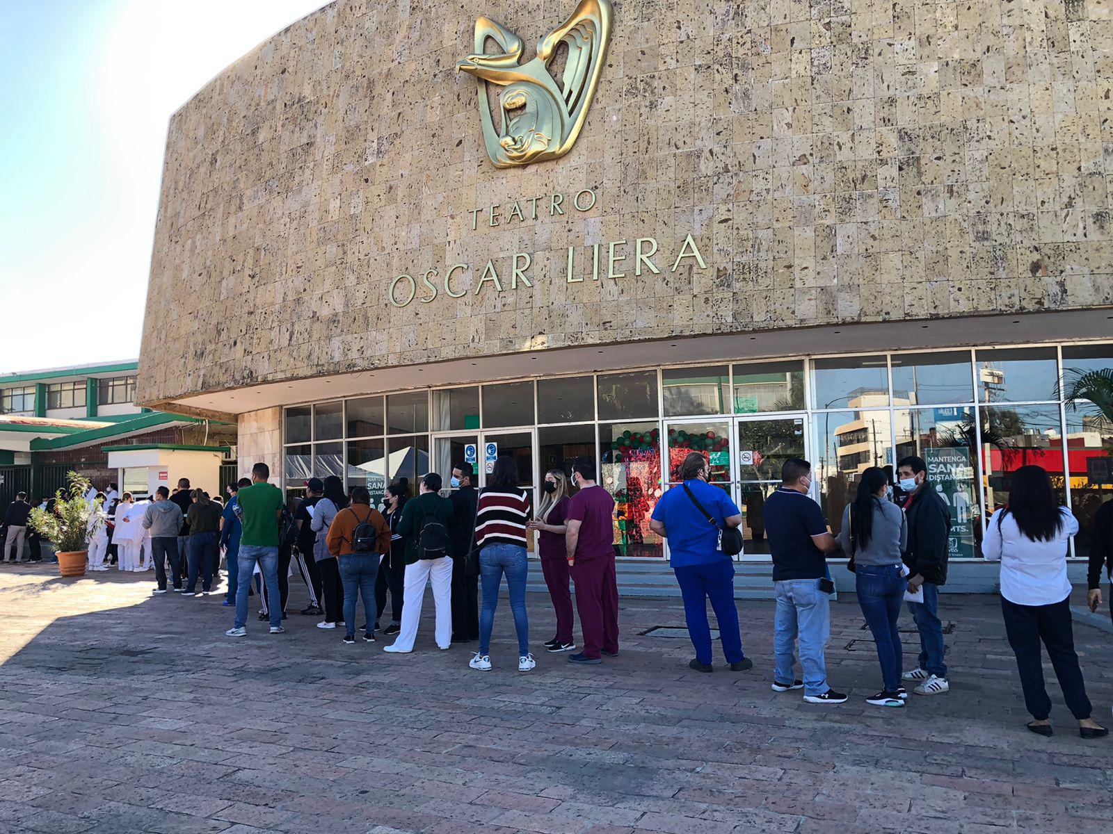 $!Inicia vacunación de refuerzo contra Covid a personal de Salud en Culiacán