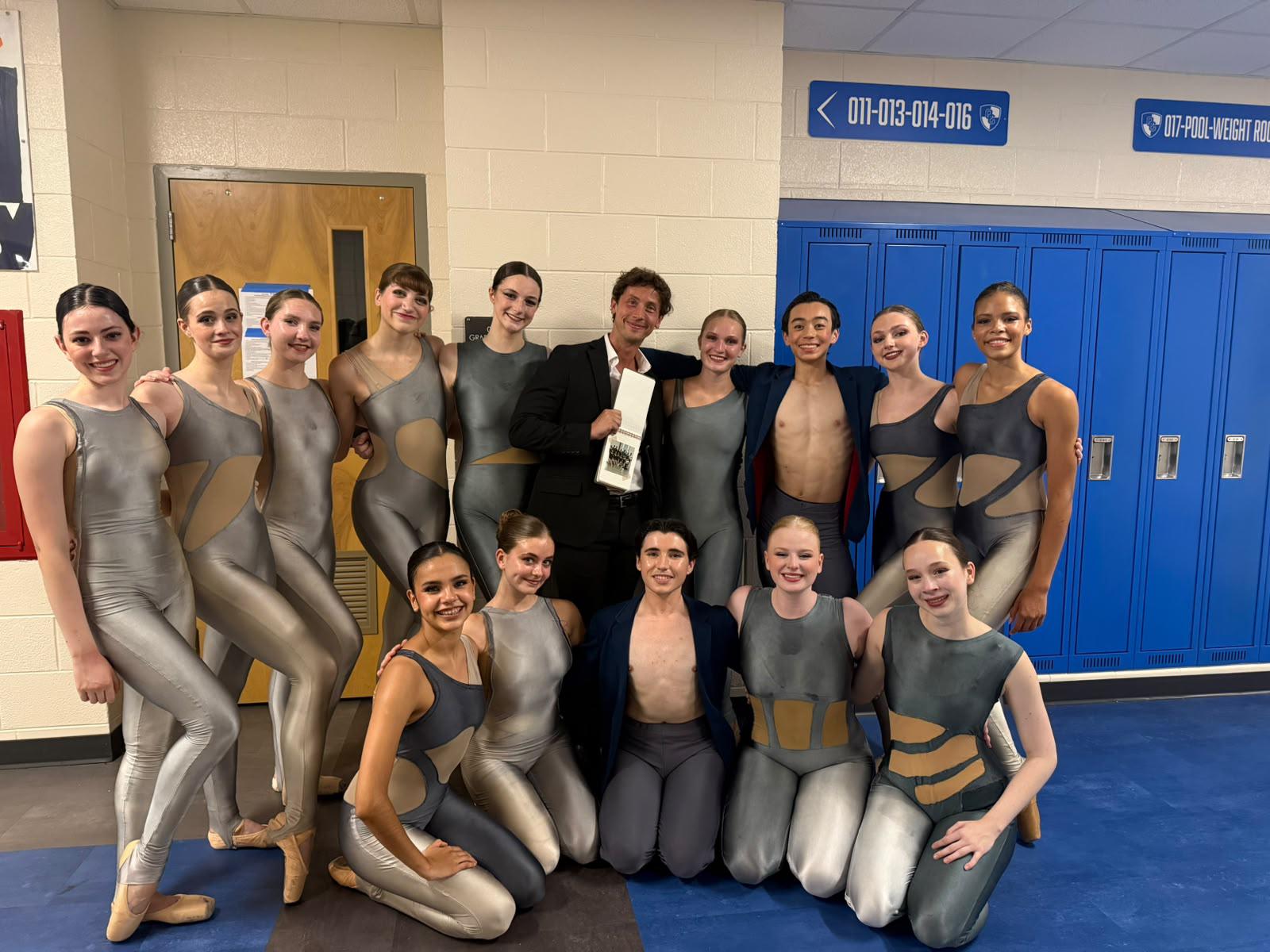$!Alrededor de 20 bailarines, en su mayoría mujeres, provenían de reconocidas academias como el Cincinnati Ballet, San Francisco Ballet, San Diego Ballet y el Royal Ballet.