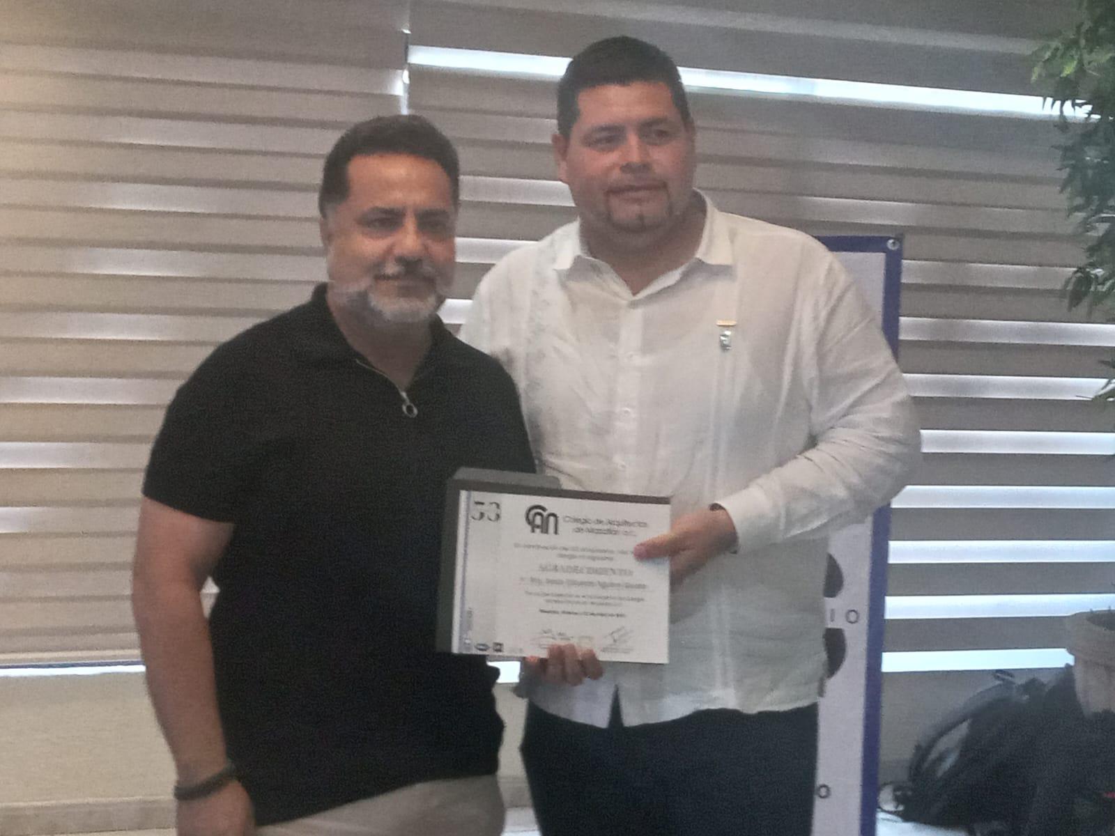 $!Llama presidente de Colegio de Arquitectos de Mazatlán a trabajar por la ciudad