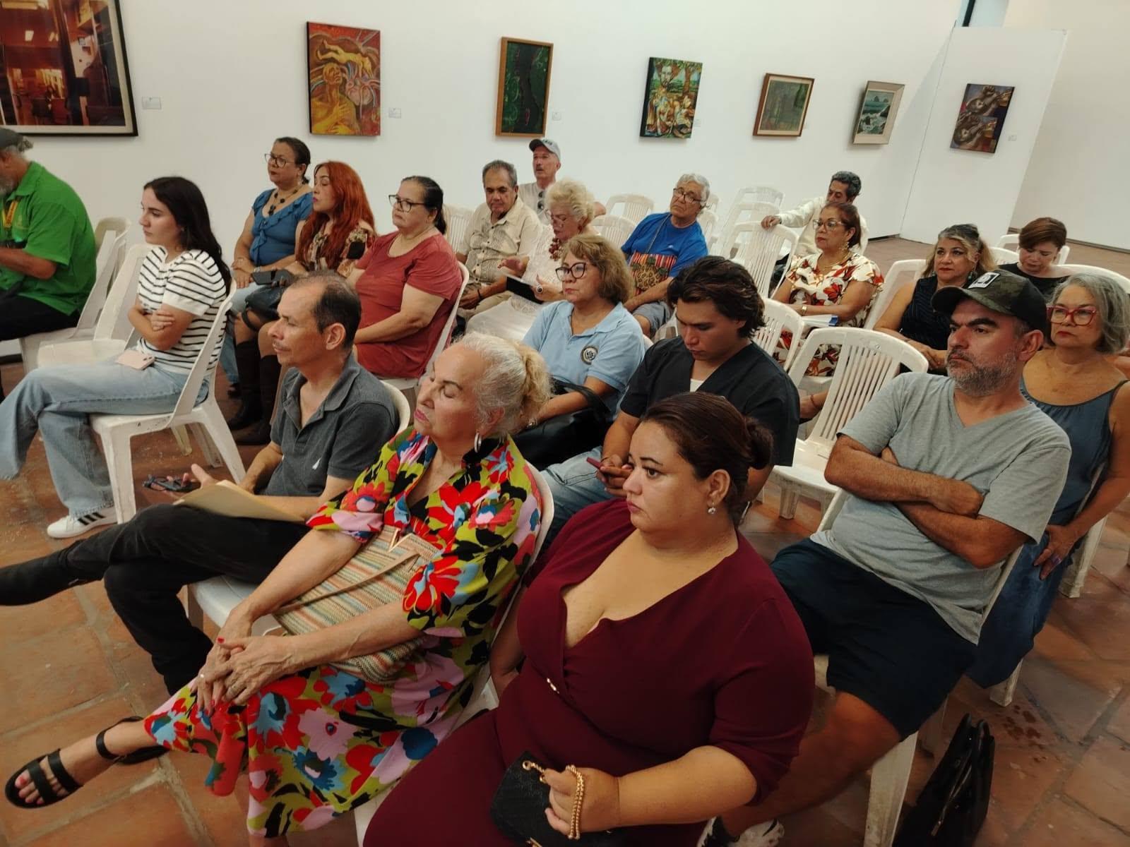 $!La Galería Roberto Pérez Rubio fue sede de la presentación de la novela.