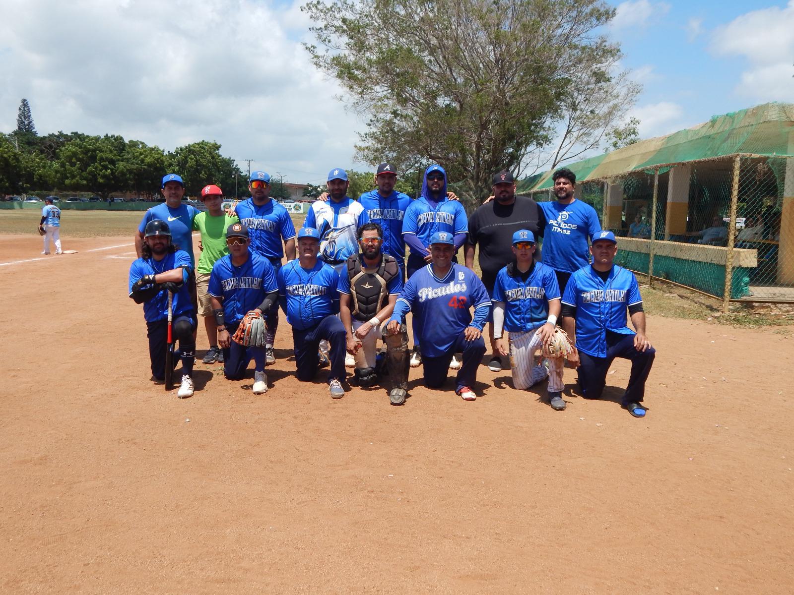 $!Auditoría-SAT y SNTE Sección 53 B son los campeones de Liga Burócrata Federal