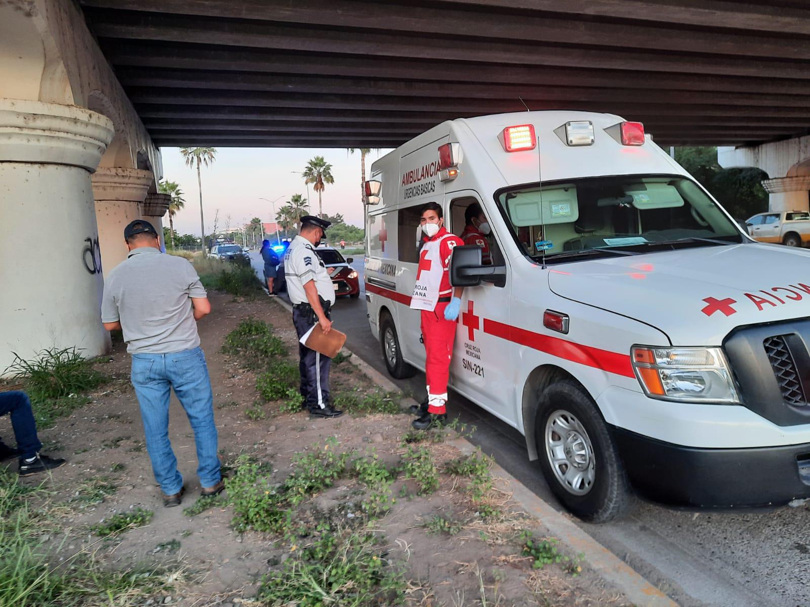 $!Resulta herido agente policiaco tras ser atropellado, en Culiacán