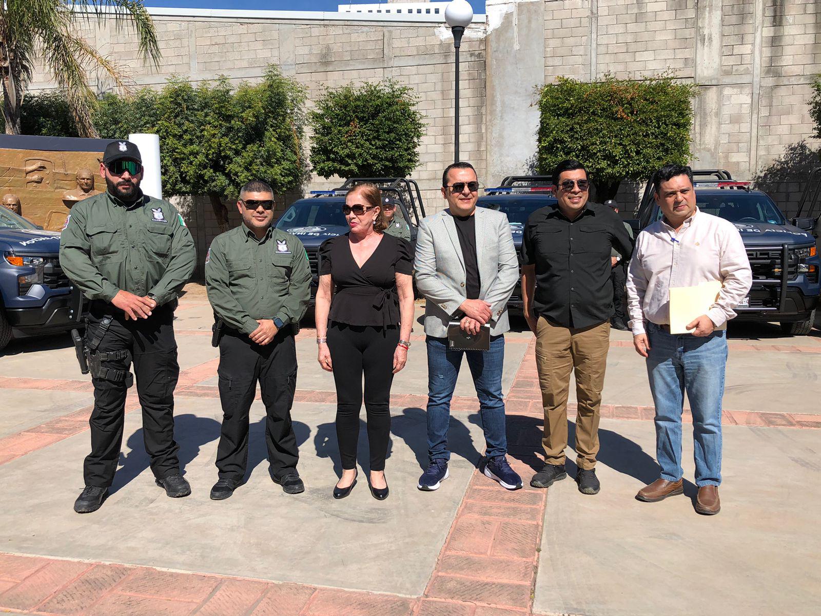 $!Fiscalía de Sinaloa adquiere 25 carros y 10 patrullas para el área de investigación