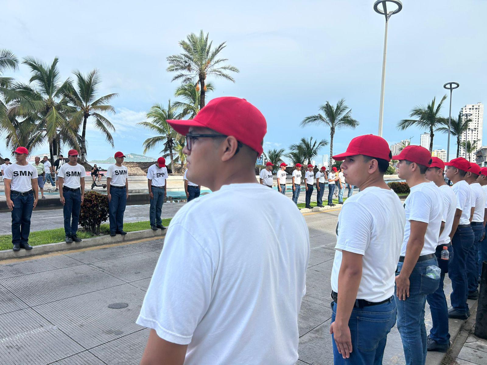 $!Con presencia militar y policial se prepara desfile cívico por la Independencia de México en Mazatlán