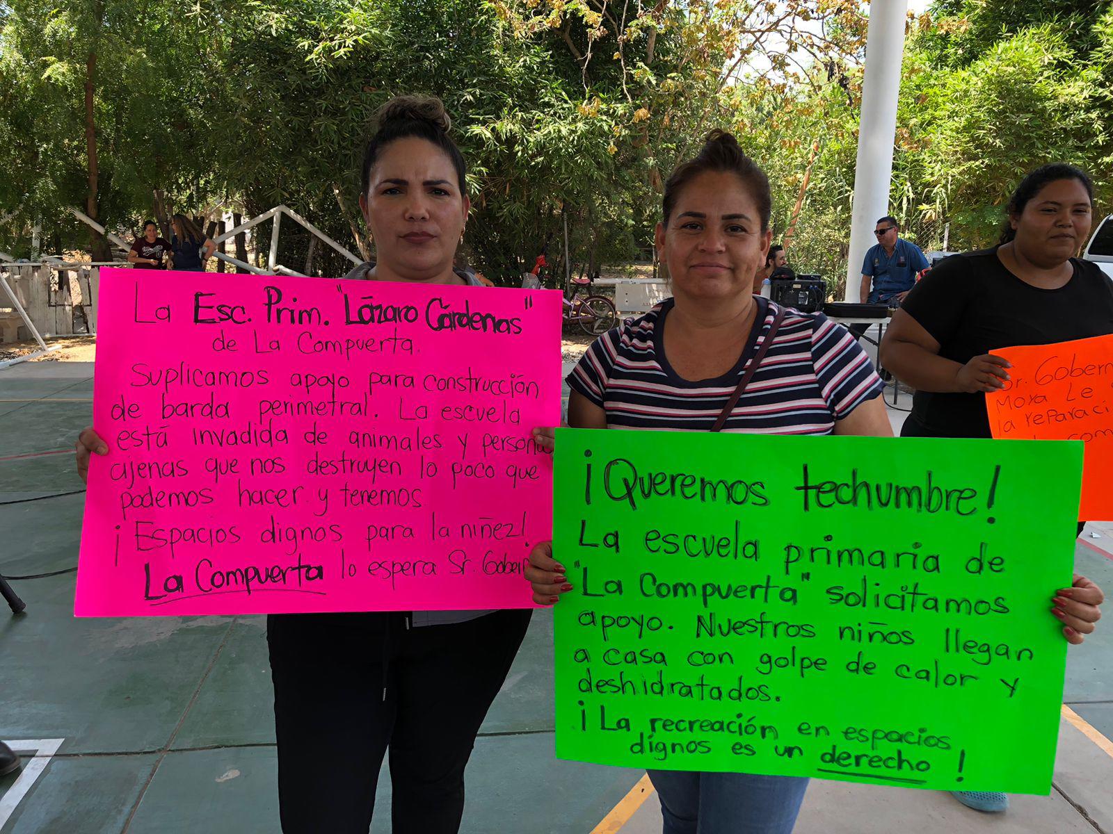 $!Gobierno de Culiacán entrega dos camiones recolectores en Quilá