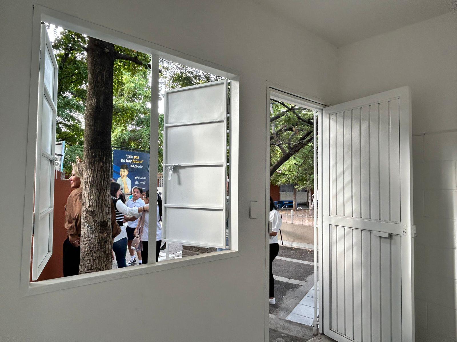 $!Apoyo ciudadano devuelve tiendita vandalizada a la primaria Rafael Ramírez, en Culiacán