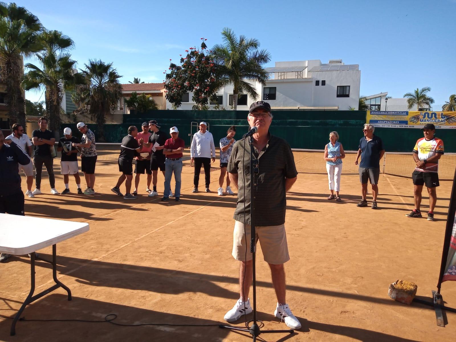 $!Luis Patiño hace valer la casa en el Nancy Grimes de Semana Santa