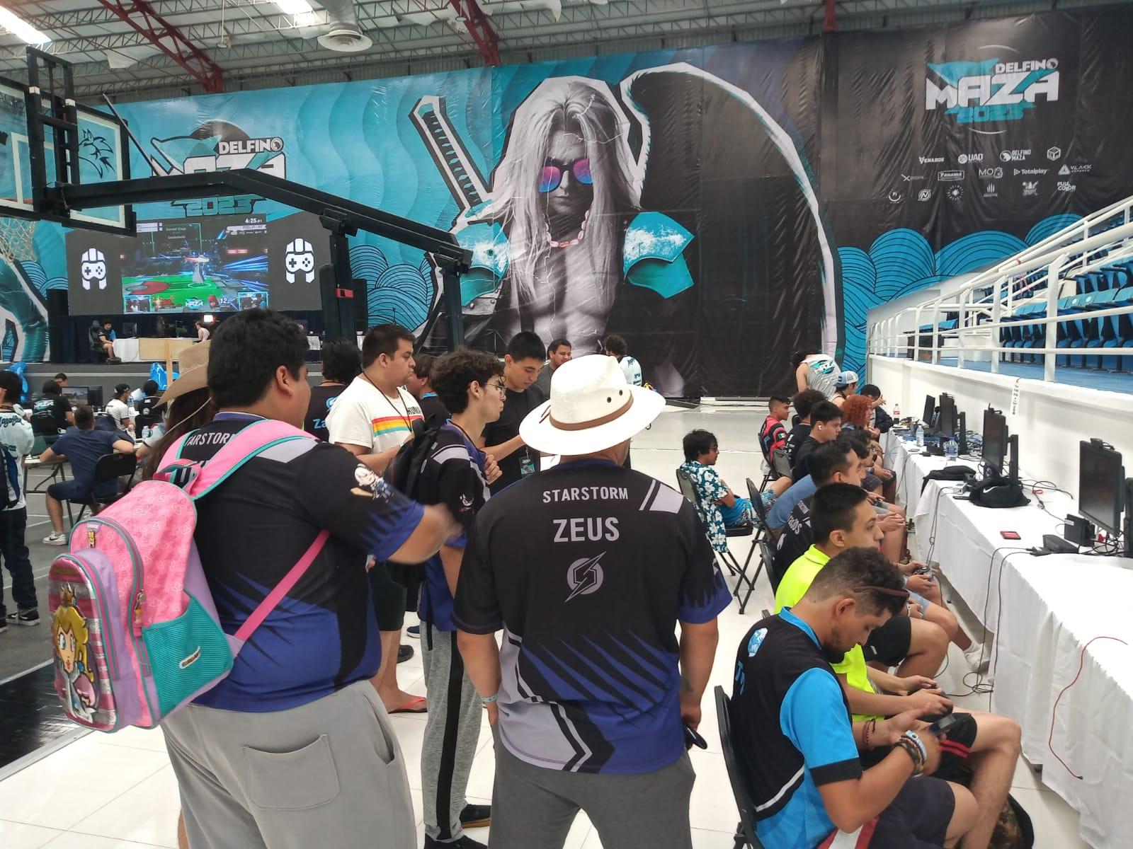 $!Disfrutan gamers edición 2023 del Delfino Maza