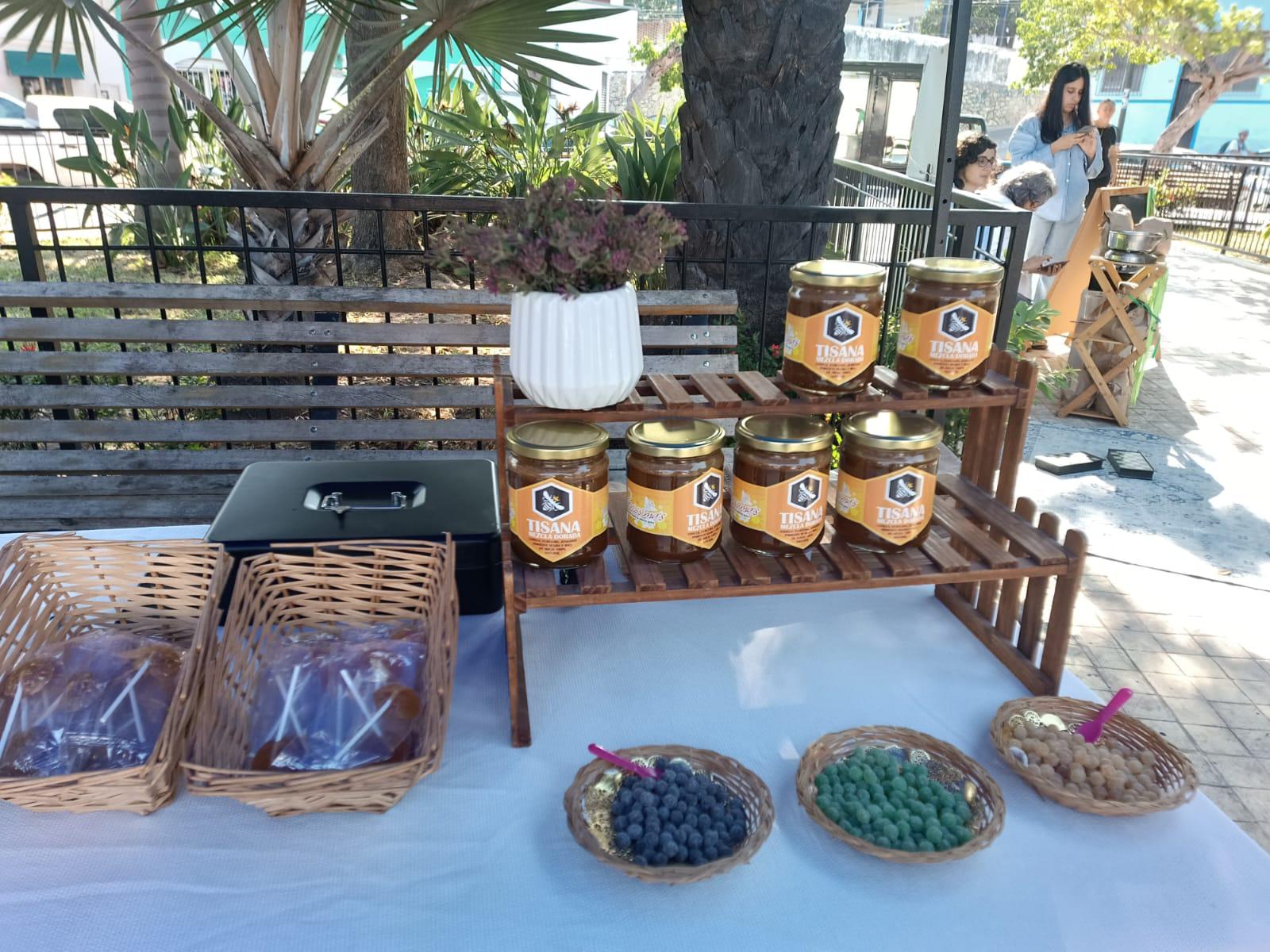 $!Con productos saludable y libres de químicos, dan apertura a una nueva temporada del Mercado Orgánico de Mazatlán