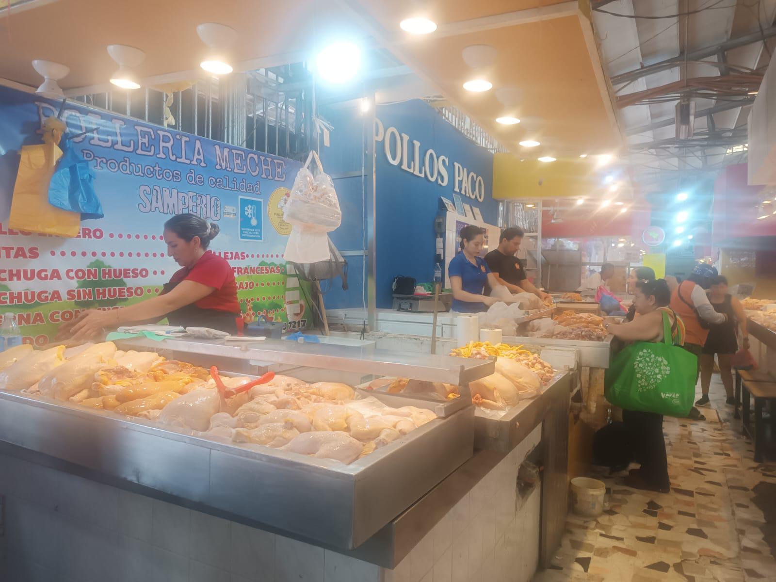 $!Mercado Pino Suárez sigue a la espera del cambio de la canaleta pluvial que prometió el Gobierno de Mazatlán