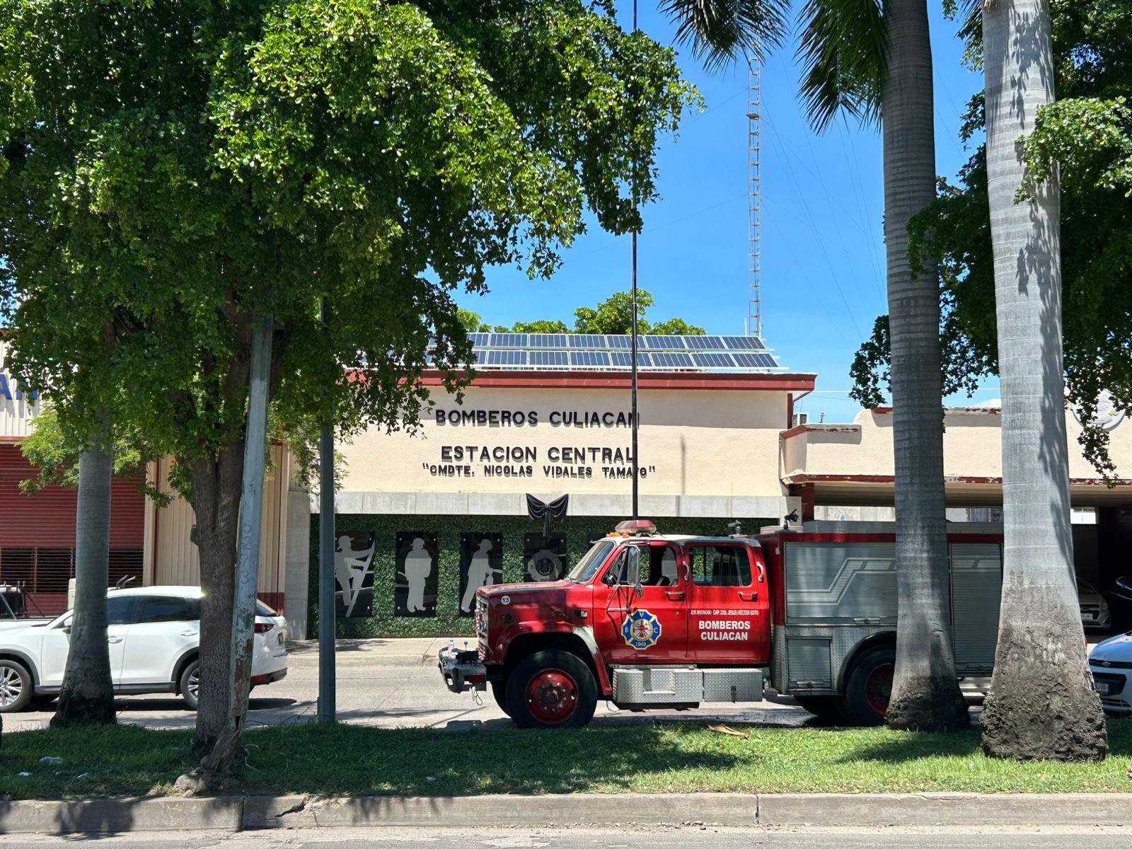 $!Bomberos de Culiacán despiden con caravana a compañero asesinado