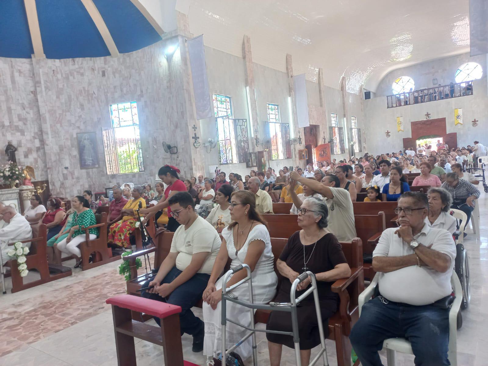 $!Celebran a la Virgen del Carmen y piden cuidar a Mazatlán de ciclones y huracanes