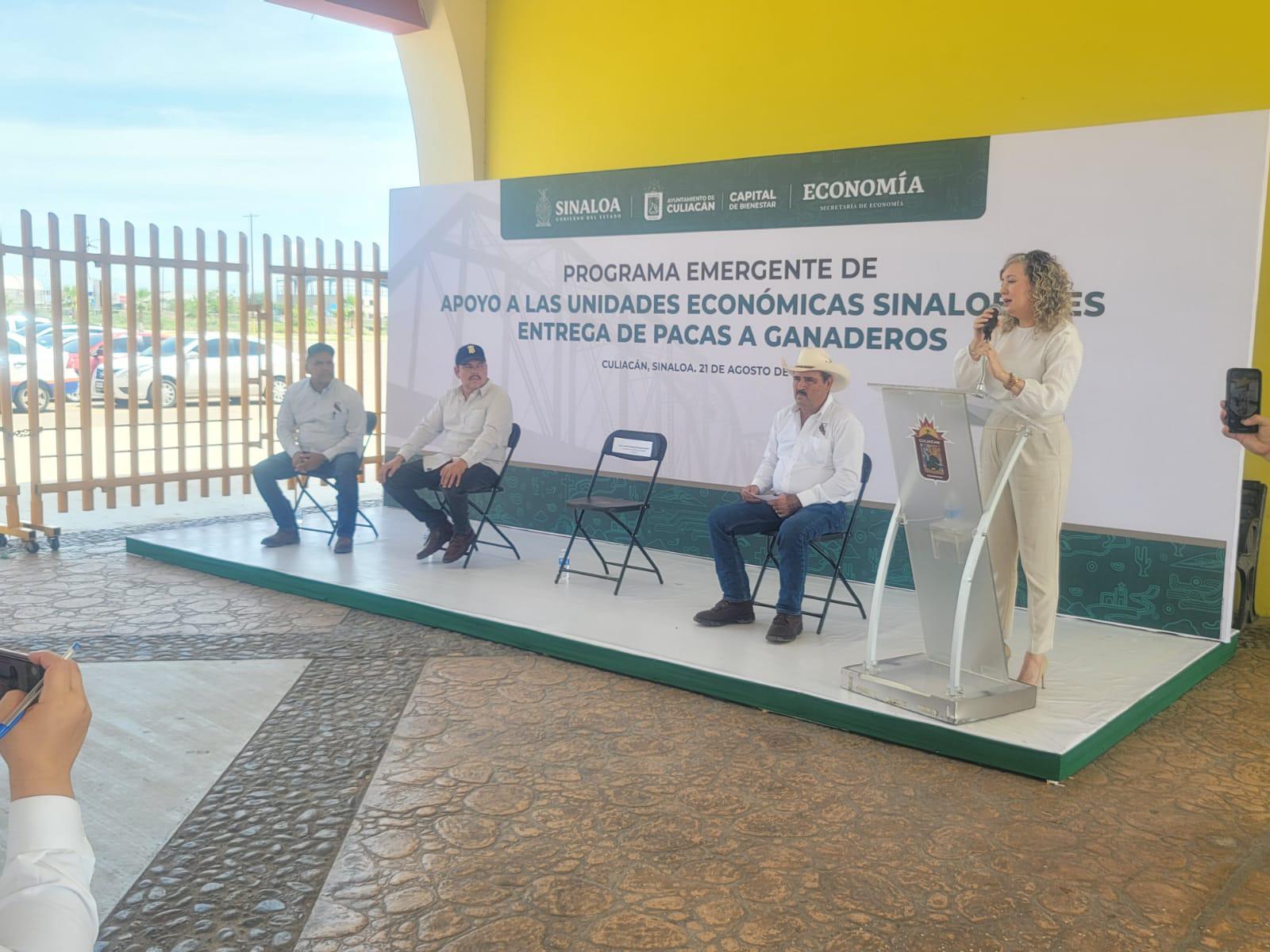 $!Secretaría de Economía entrega apoyos a sector ganadero en Culiacán