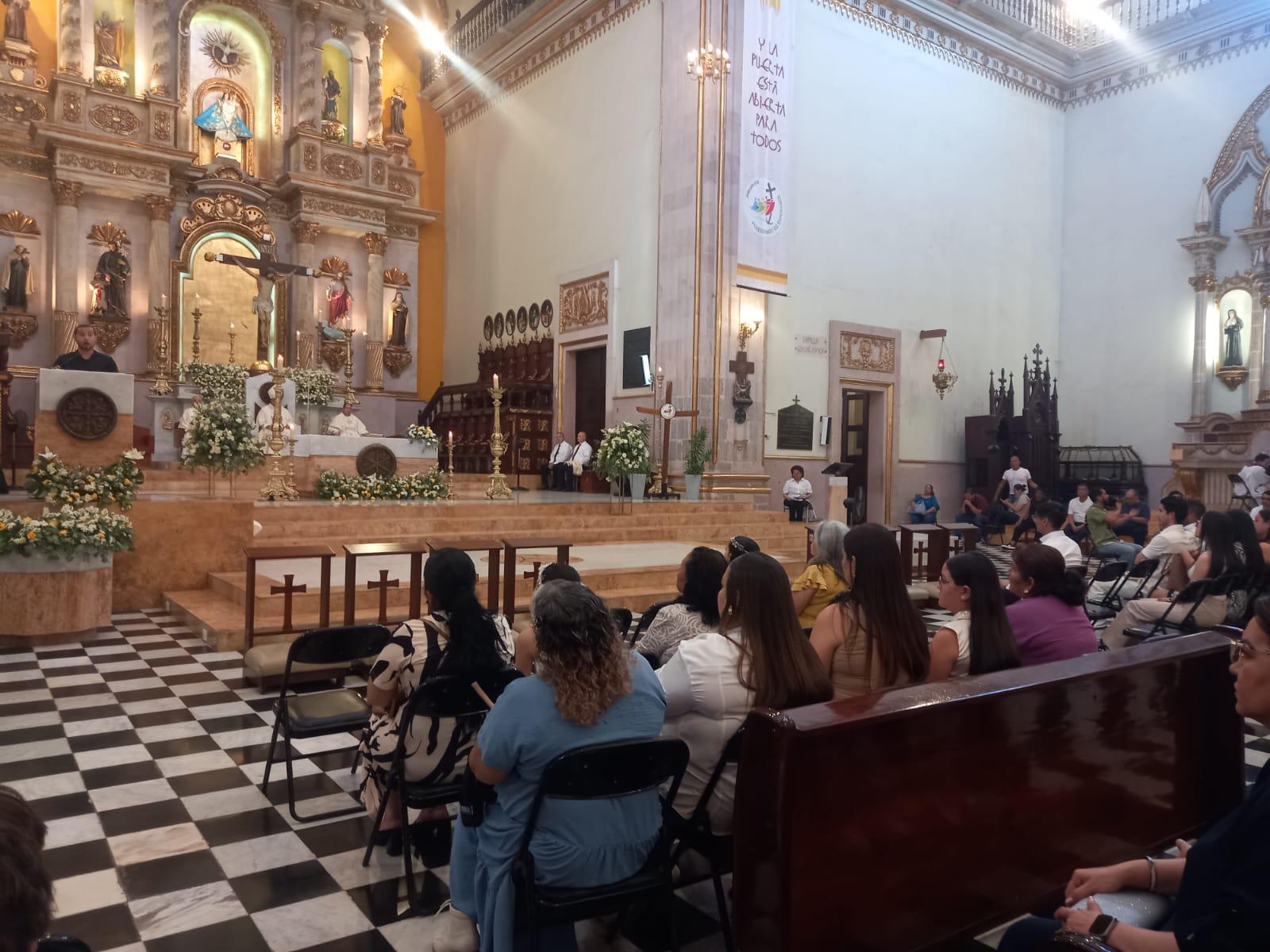 $!Llama Obispo de Culiacán a tener fe en Cristo en este Domingo de Resurrección