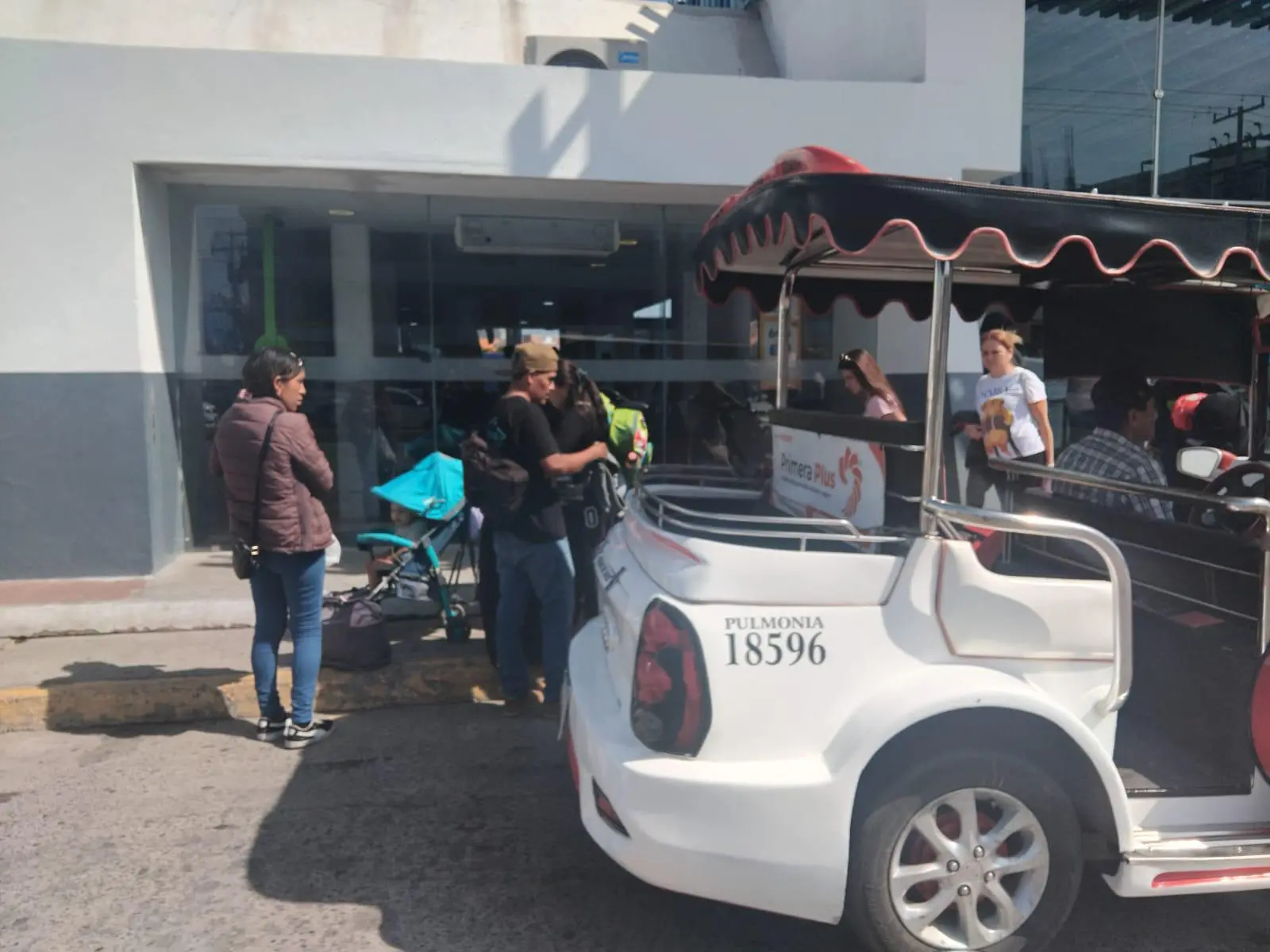 $!Repuntan visitantes por carretera en Mazatlán por puente del 1 de mayo