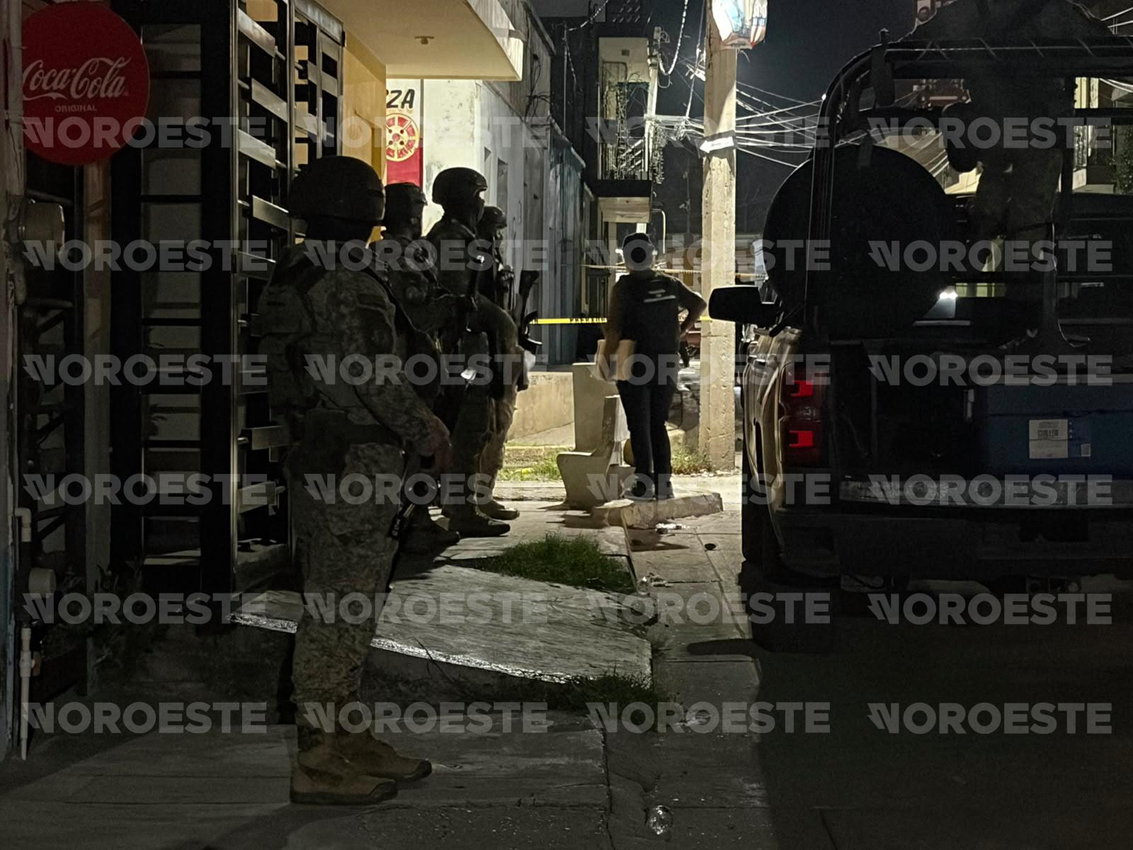 $!Asesinan a mujer dentro de una tienda de abarrotes de Villa Unión, en Mazatlán