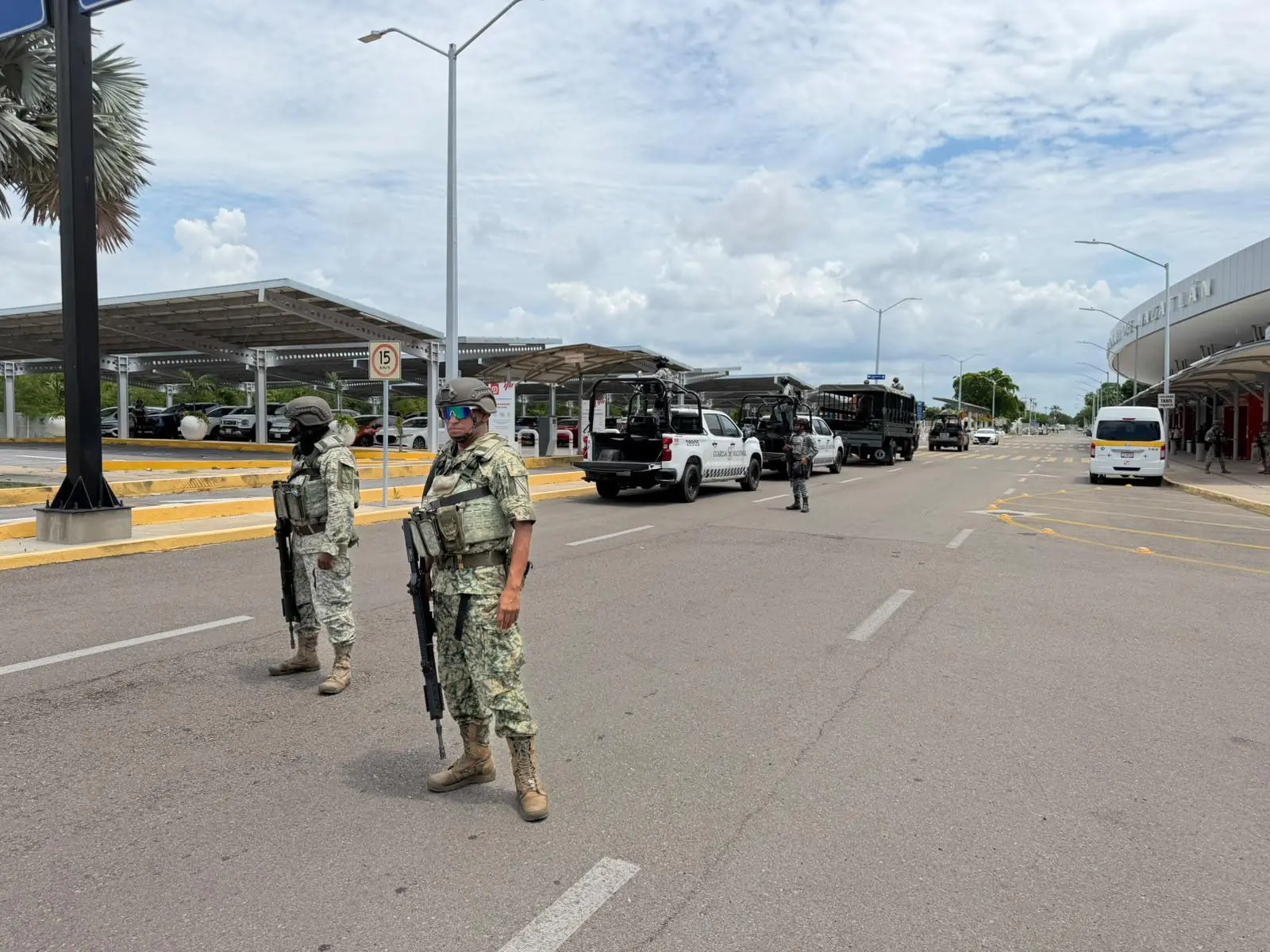 $!Balacera y persecución se registra en la zona del aeropuerto en Mazatlán