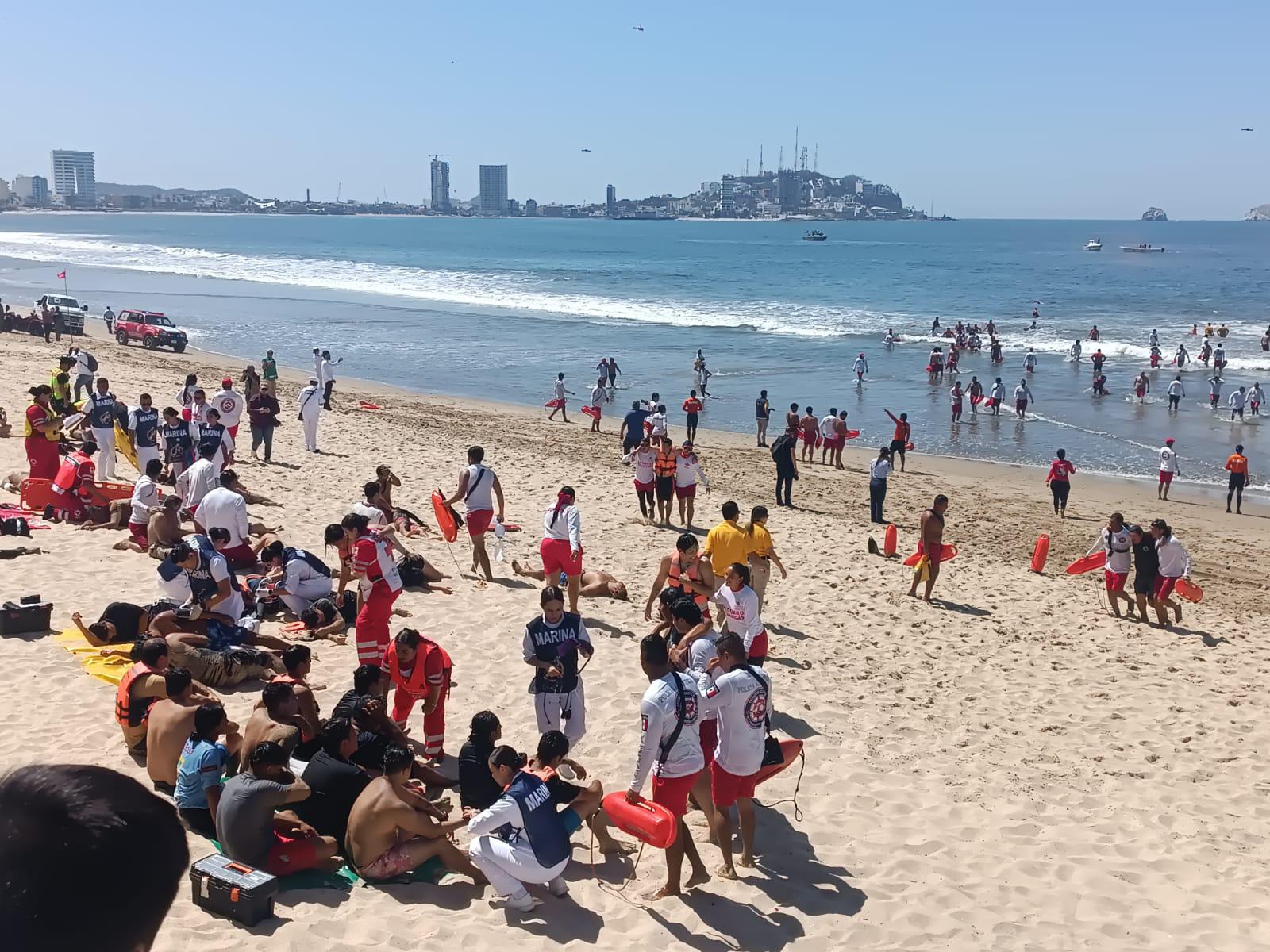 $!Simulacro en Mazatlán evalúa respuesta ante emergencias acuáticas previo a Semana Santa