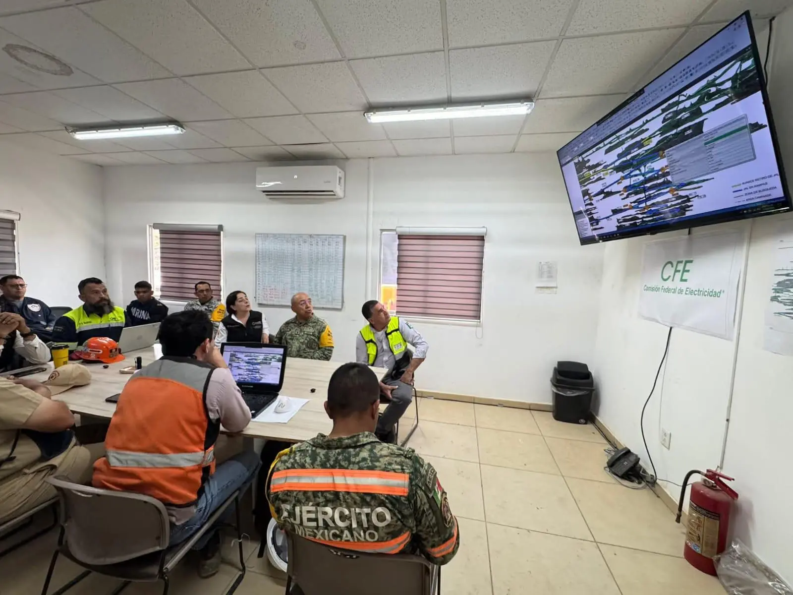 $!Puesto de comando destaca avances para acercamiento a minero que permanece desaparecido en Rosario