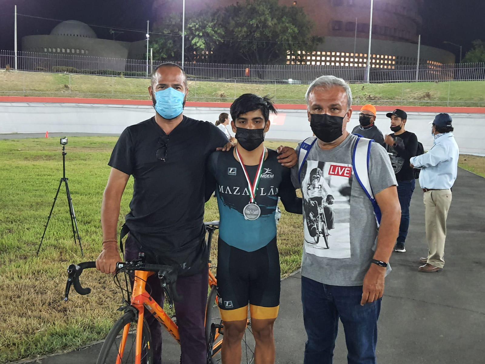 $!Mazatleco Enciso conquista la plata en Nacional de Ciclismo de Pista