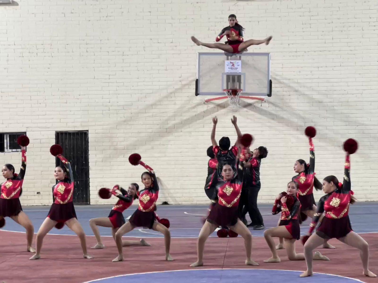 $!Prepa UAS y Secundaria Maestro Julio Hernández, ganadoras del concurso de porristas en Rosario