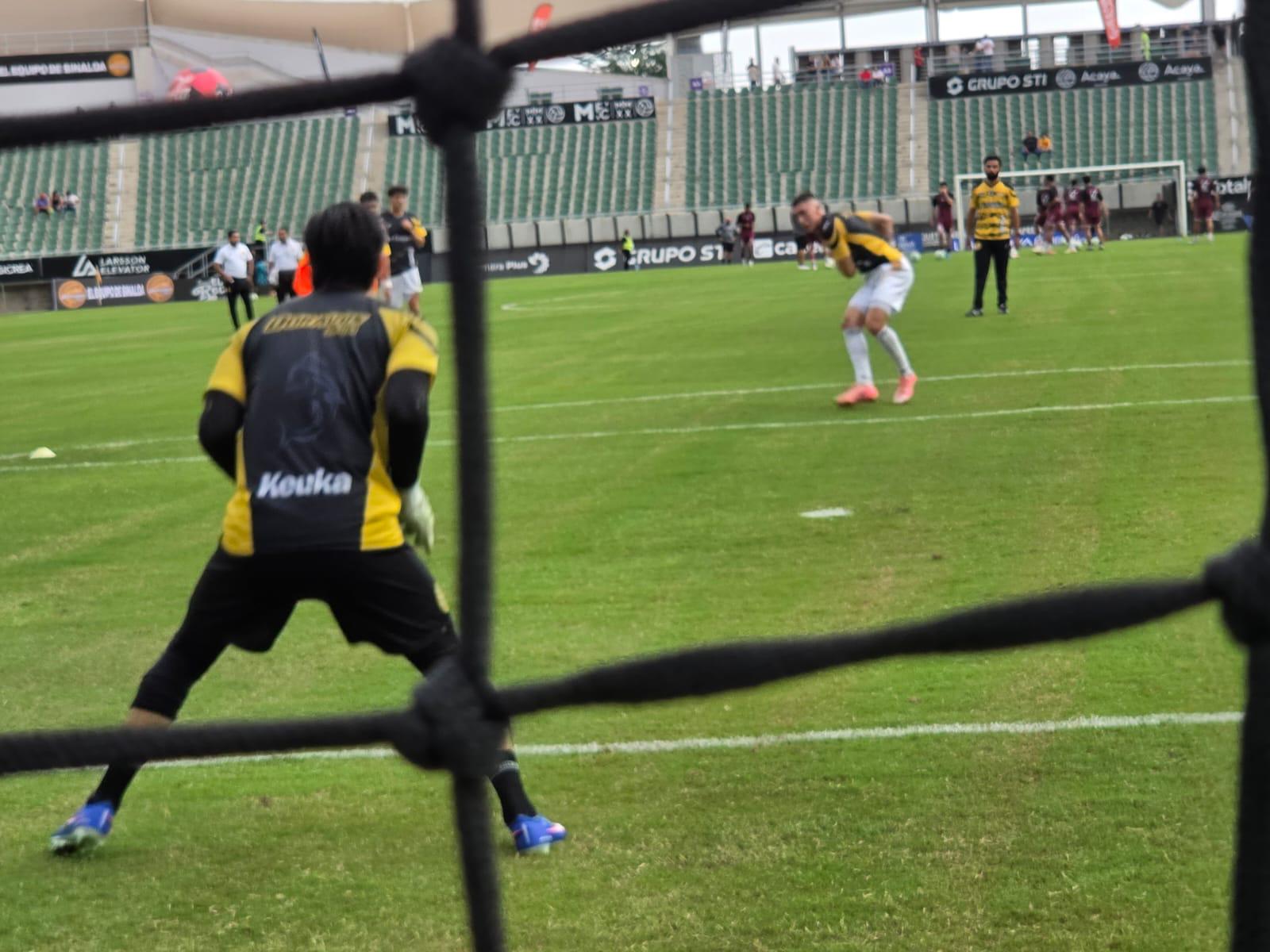 $!El debut de Dorados en Mazatlán decepciona por la escasa asistencia en El Encanto
