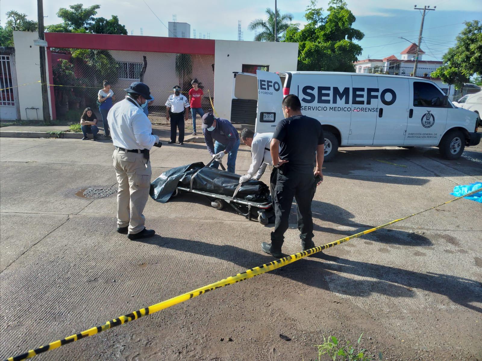 $!Muere mujer de la tercera edad tras ser atropellada, en la colonia Buena Vista, en Culiacán