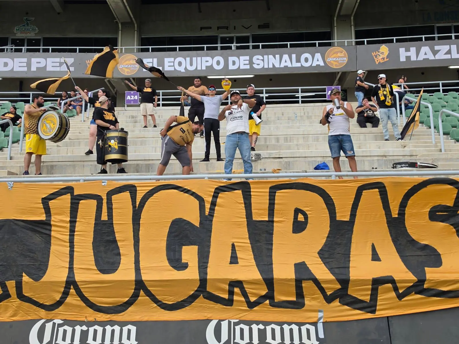$!El debut de Dorados en Mazatlán decepciona por la escasa asistencia en El Encanto