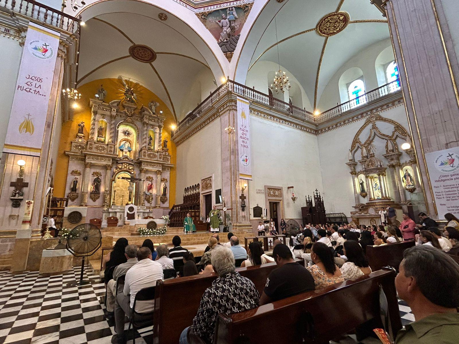 $!Obispo de Culiacán peregrina al Vaticano por el Jubileo Obispos