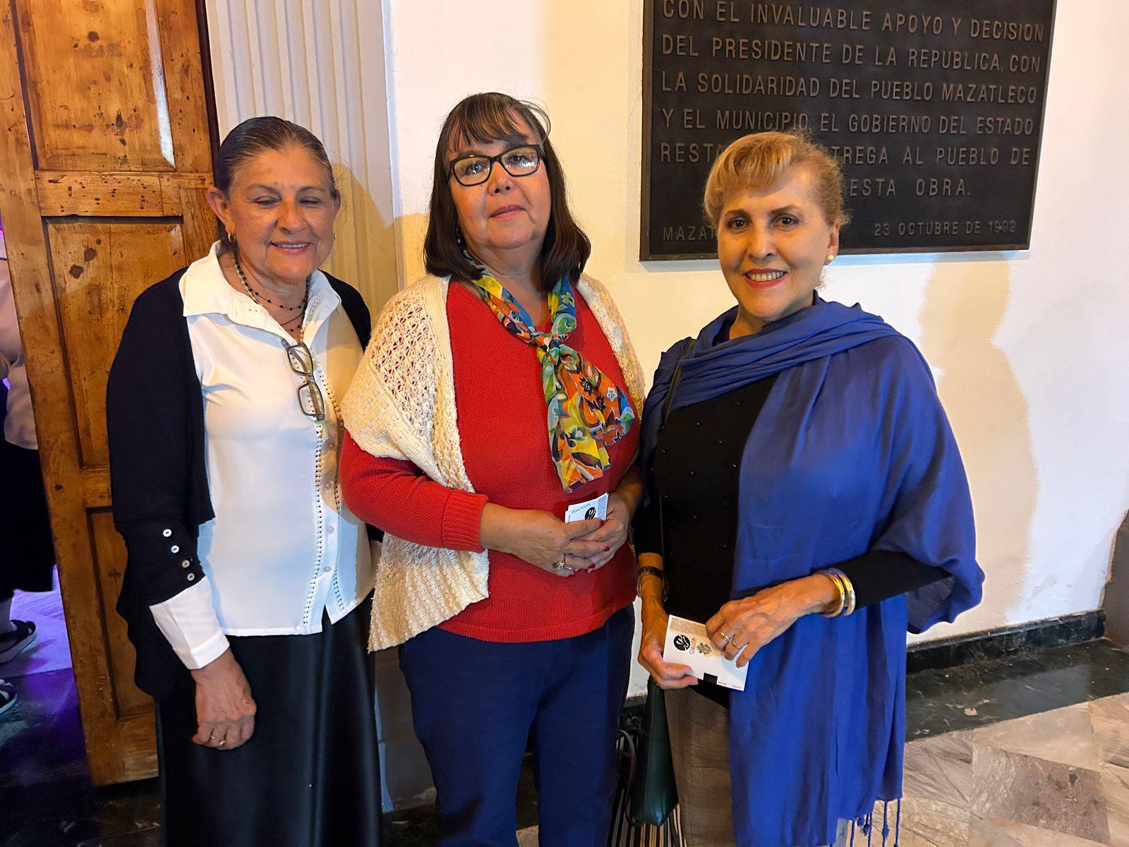$!Graciela Lavín, Alejandra Figueroa y María de la Luz Tirado.