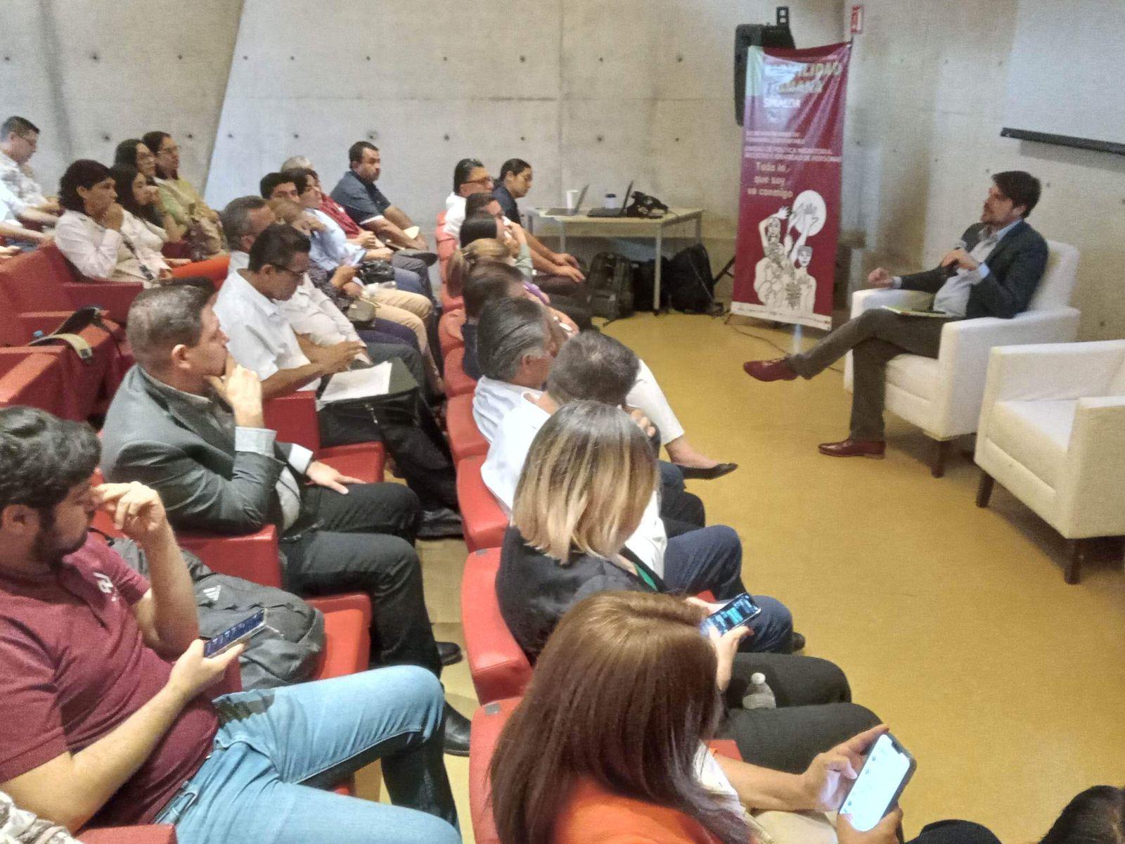 $!Hijos de desplazados, con más oportunidad de calidad de vida que sus padres: Florian Höpfner