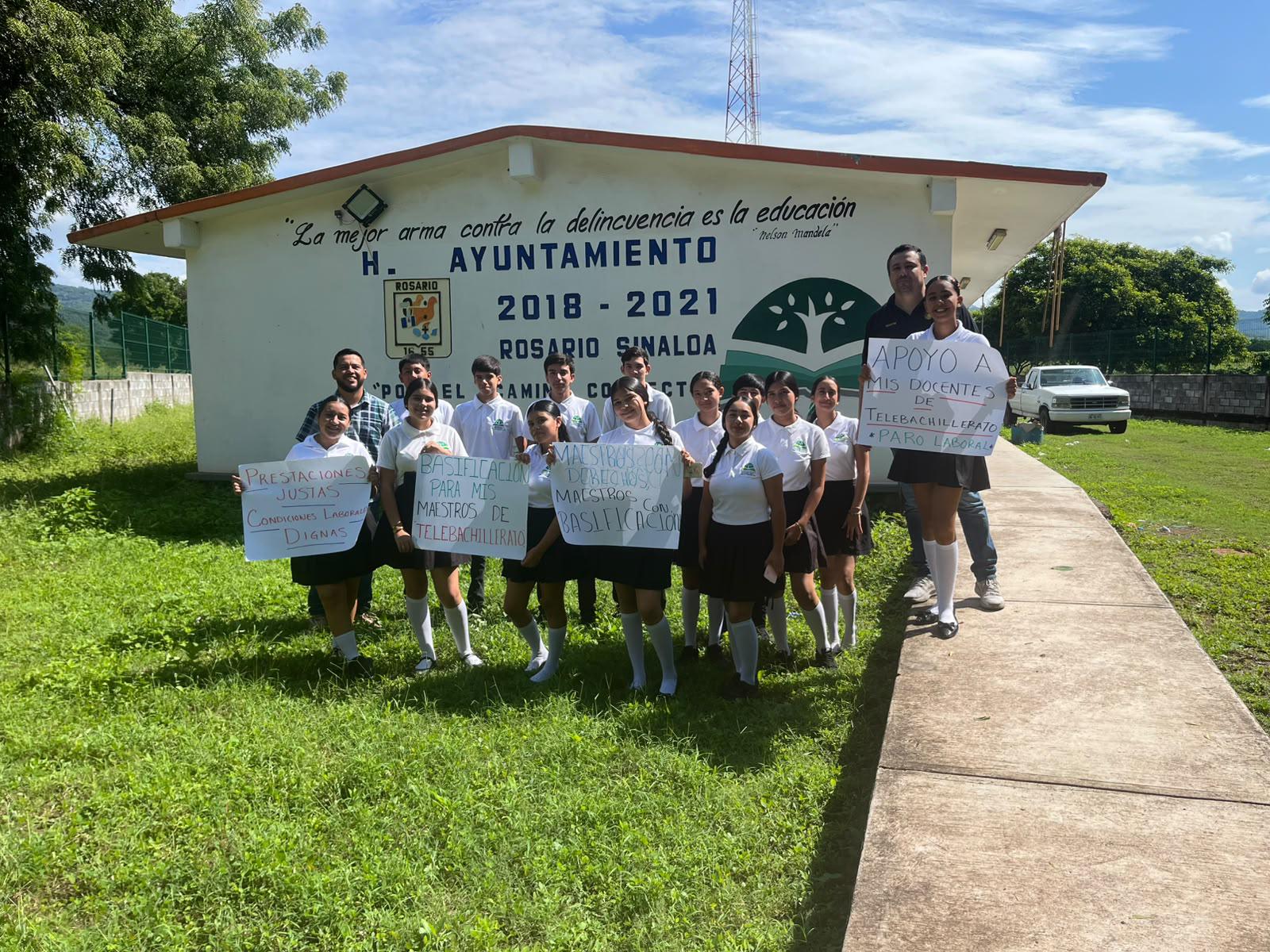 $!Realizan paro en 100 planteles de Telebachillerato Comunitario en Sinaloa