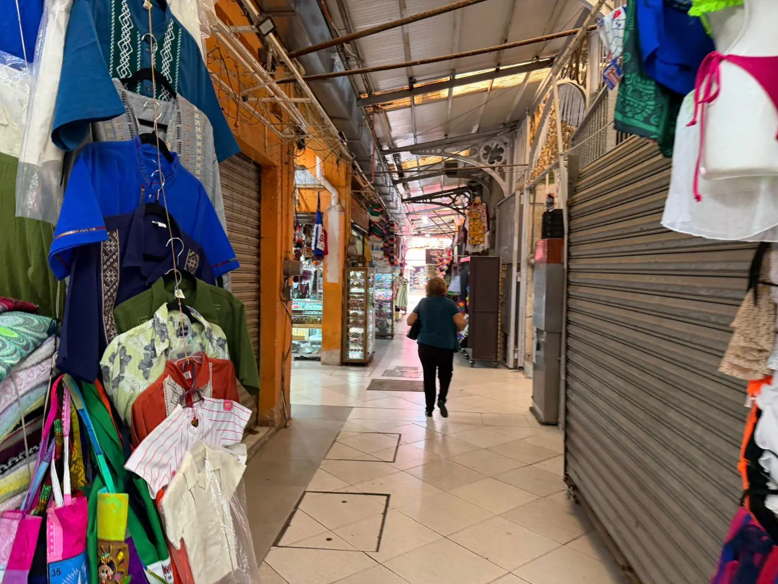 $!Disminuye la afluencia en el Mercado Pino Suárez durante el debut mundialista de México
